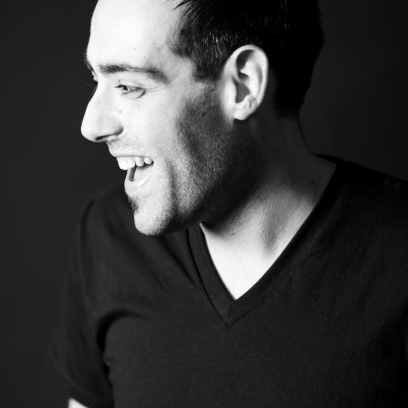Global Anthems Podcast # 017 with Paul Random