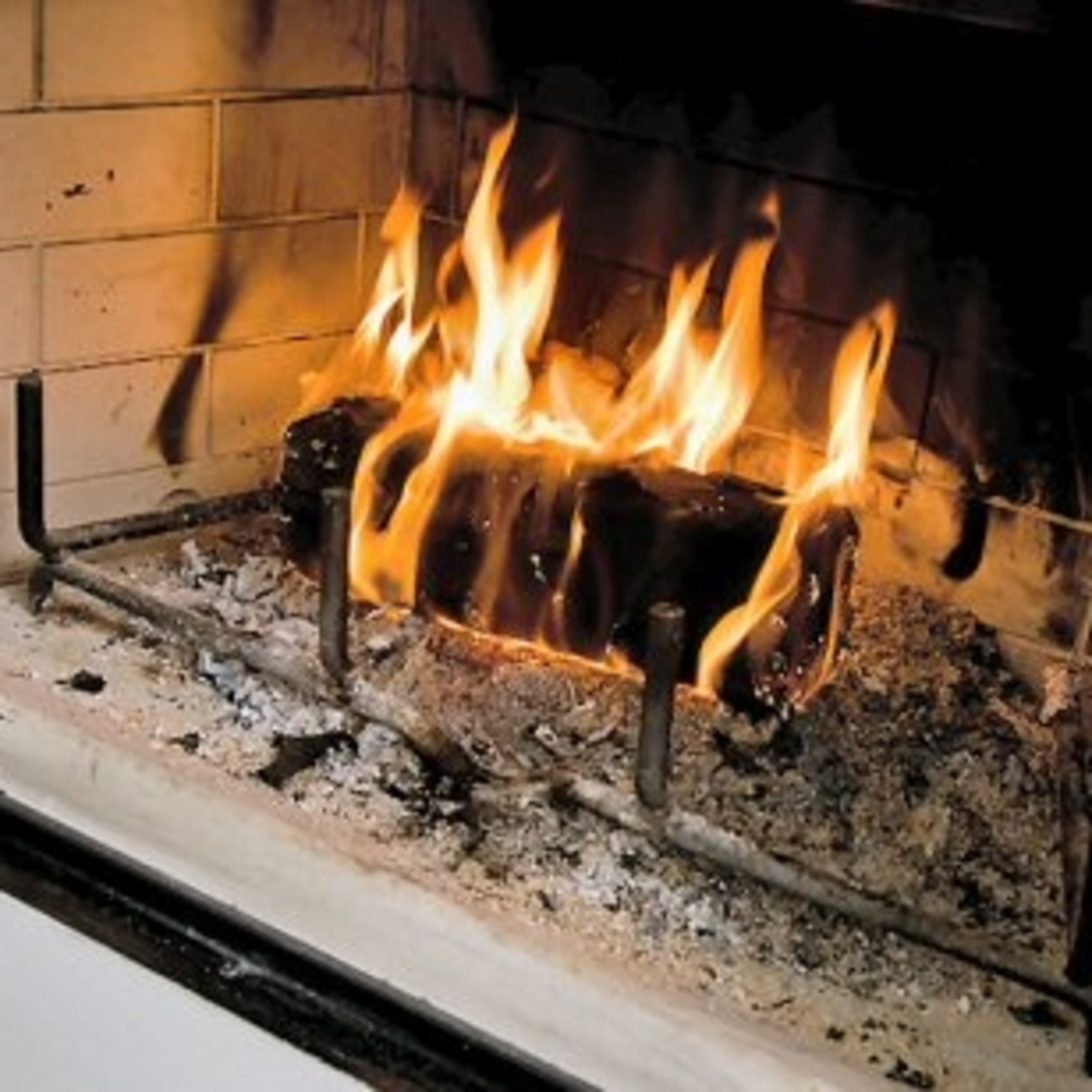 Old Men Stories Episode 118: Fires And Fireplaces episode artwork