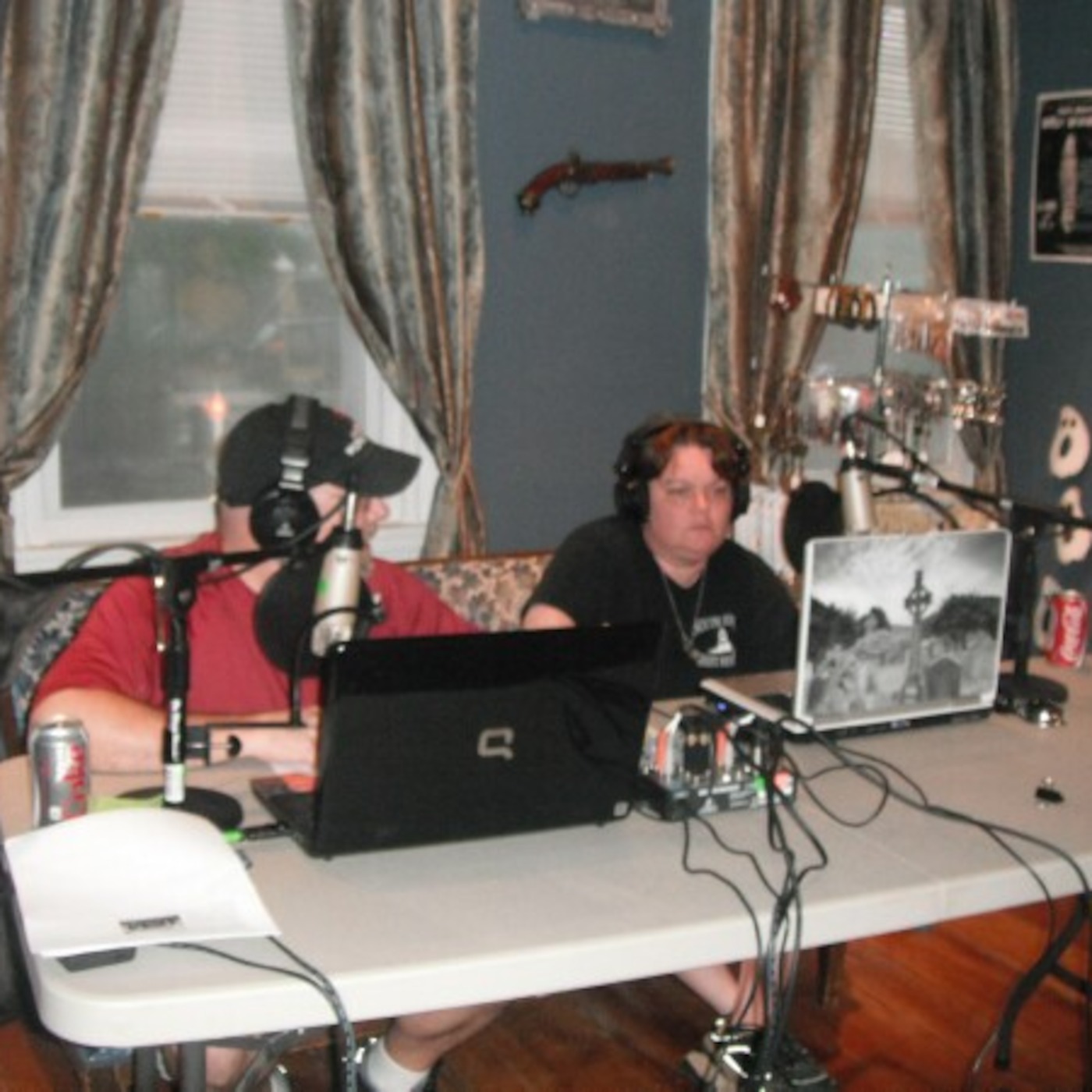 Paranormal Straight Talk 9/30/11 on ParaX Radio