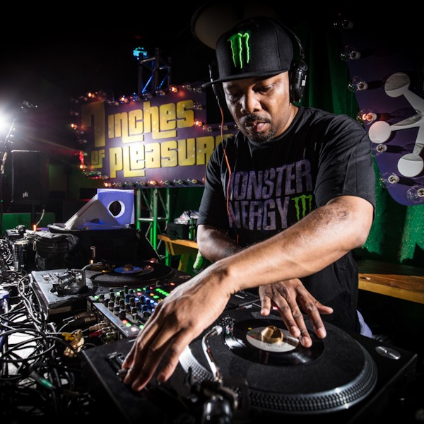 DJ Scratch - ScratchVision Radio | Free Podcasts | Podomatic