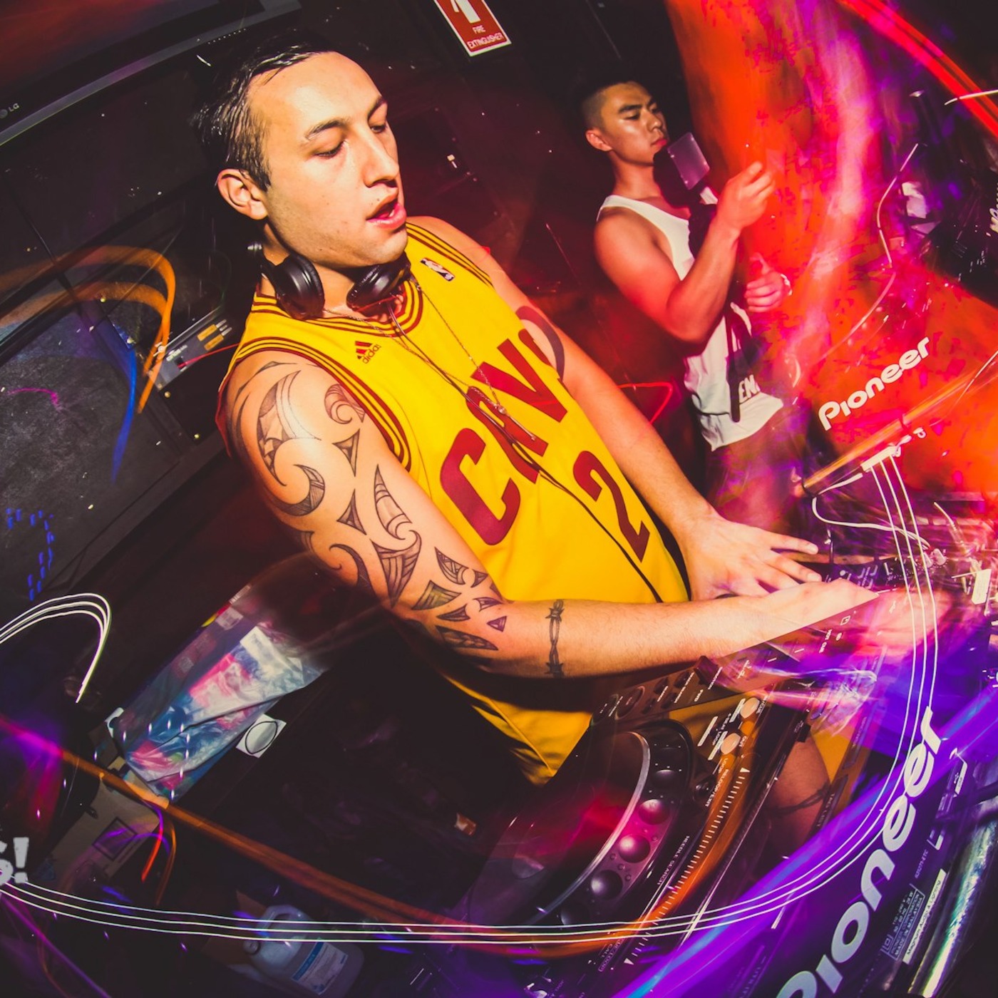FriBays | 8.03.13 - Heath Renata