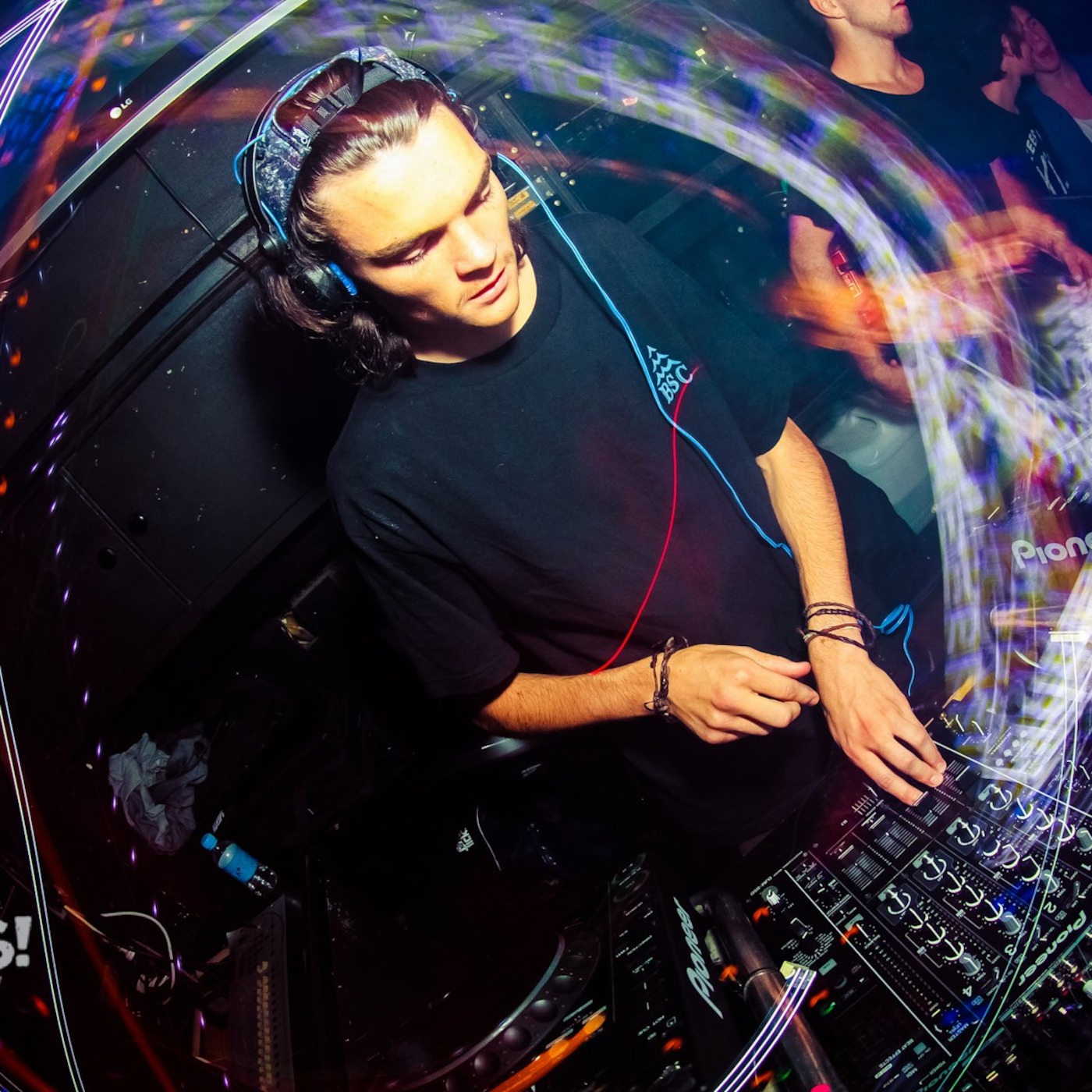 FriBays | 15.03.13 - Matt Watkins