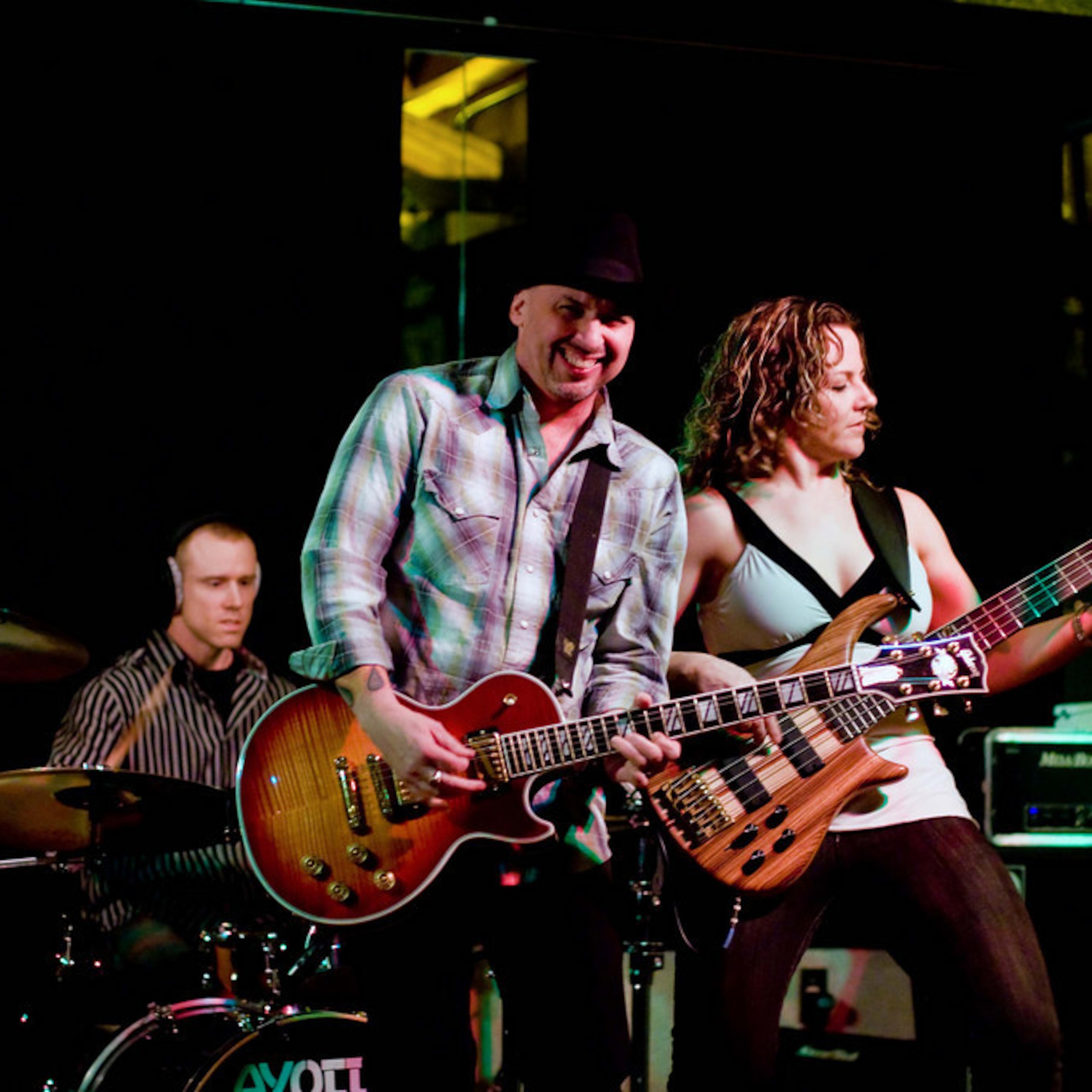 Bluesfarm Rhinetown Podcast for blues, alt.country, americana, roots, folk, bluesrock