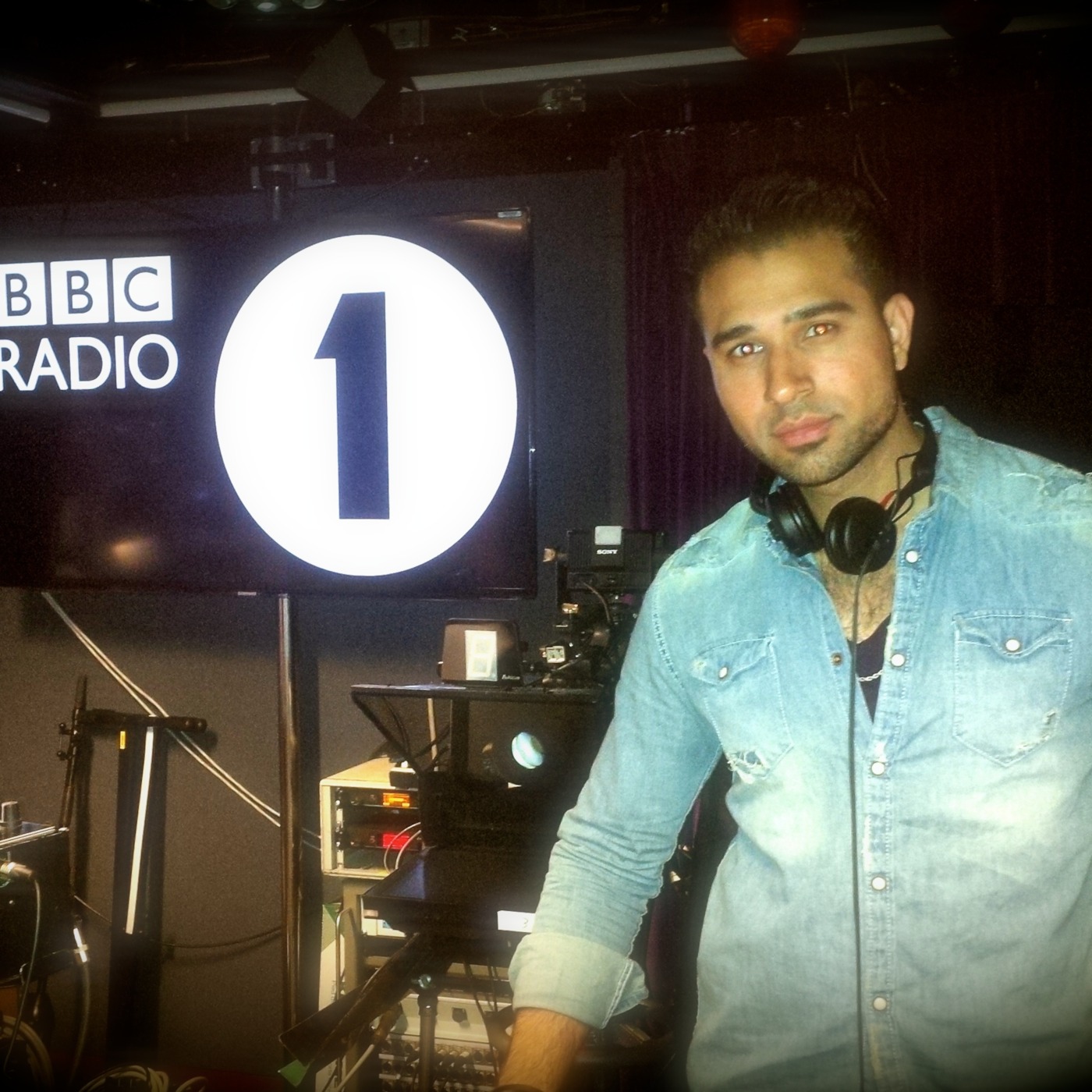 BBC Radio Mix Series by Vik Toreus