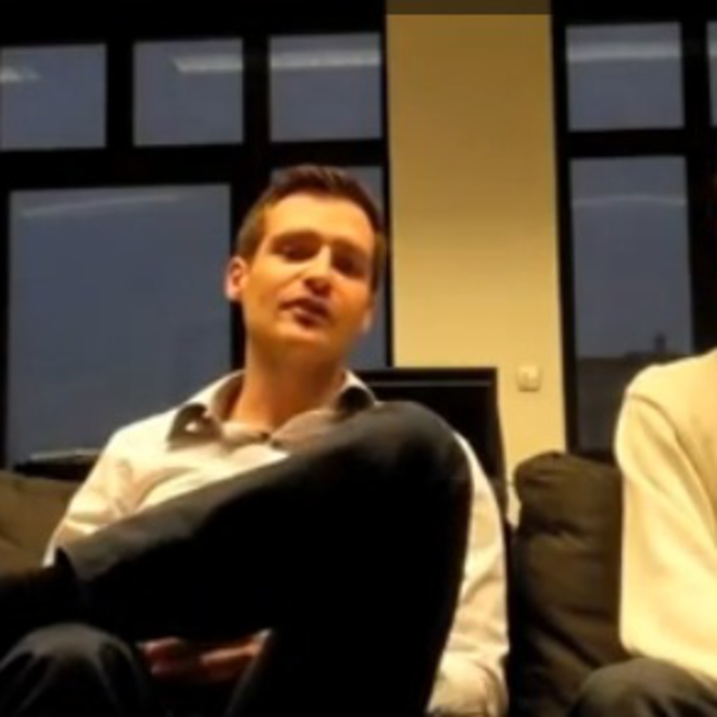 Interview de Michaël Corhay : comment créer un business à succès avec un simple site Internet.