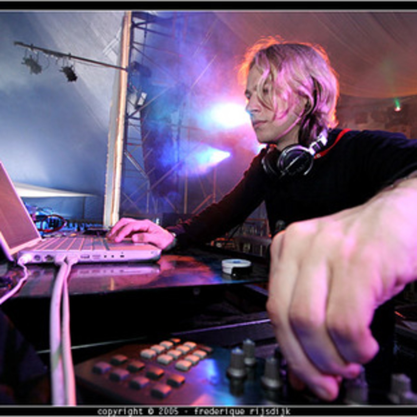 ep8:  James Zabiela April 2006 Promo Mix (Part 1) ep8:  James Zabiela April 2006 Promo Mix (Part 1)