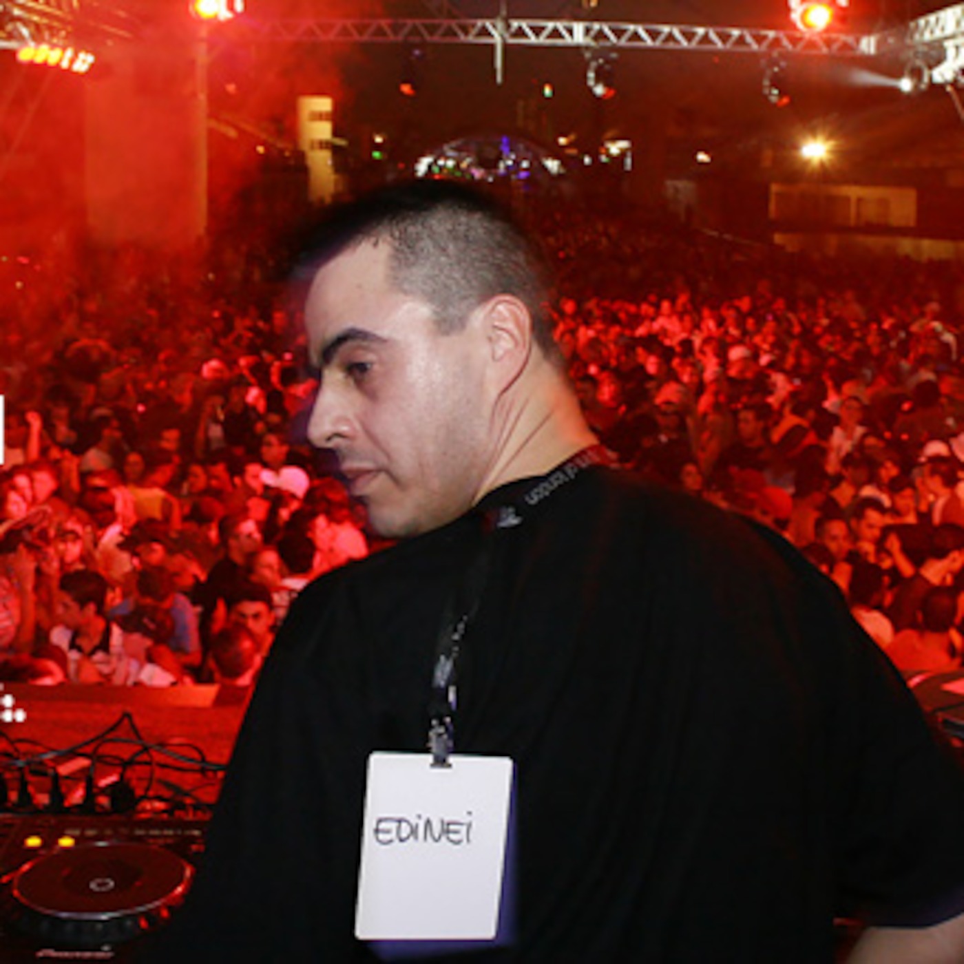 EDNEI @ Live at A LOCA Club