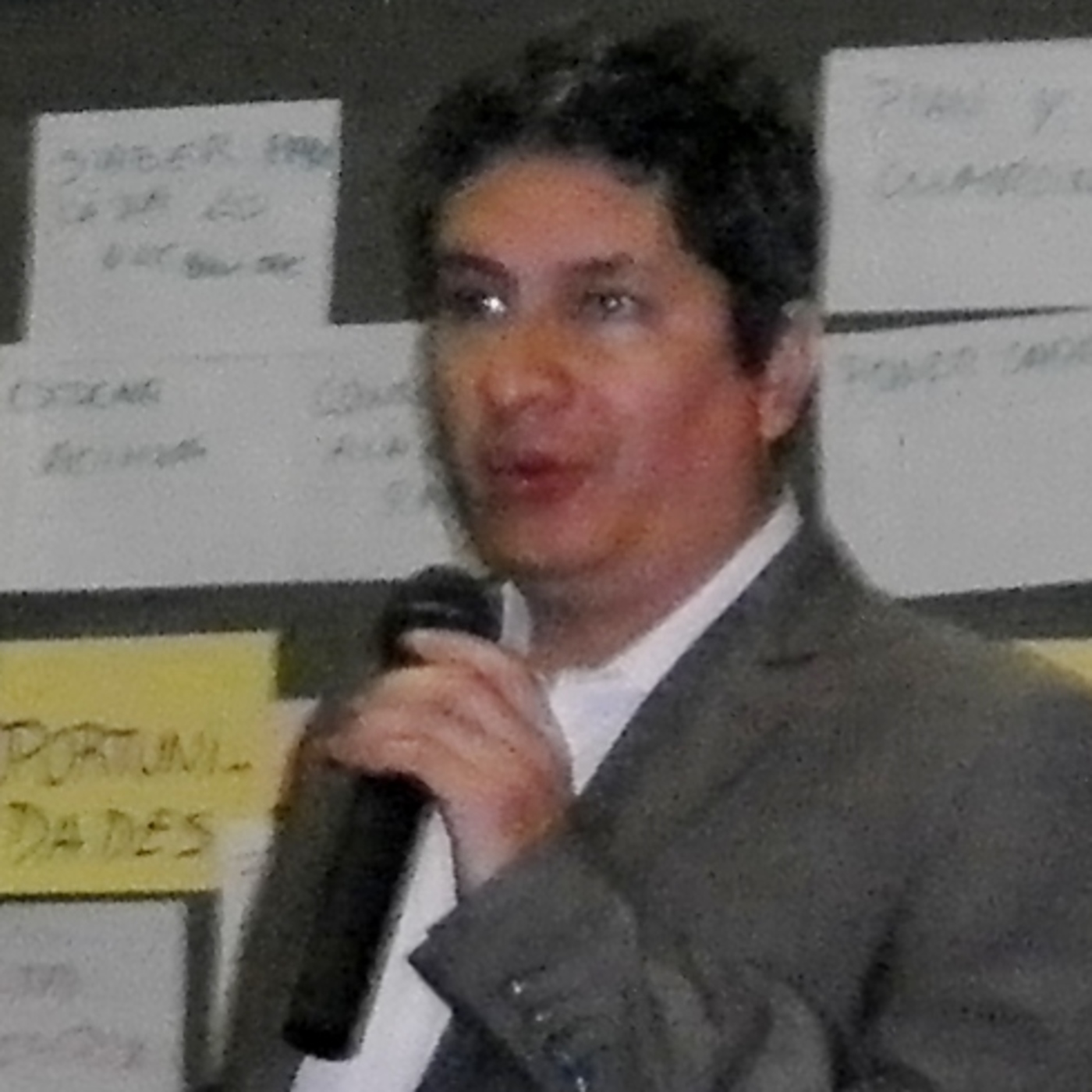 Andrés Valladolid, Presidente Comisión Nacional de lucha contra la Biopiratería de Perú ( Conocimientos tradicionales y recursos genéticos). episode artwork
