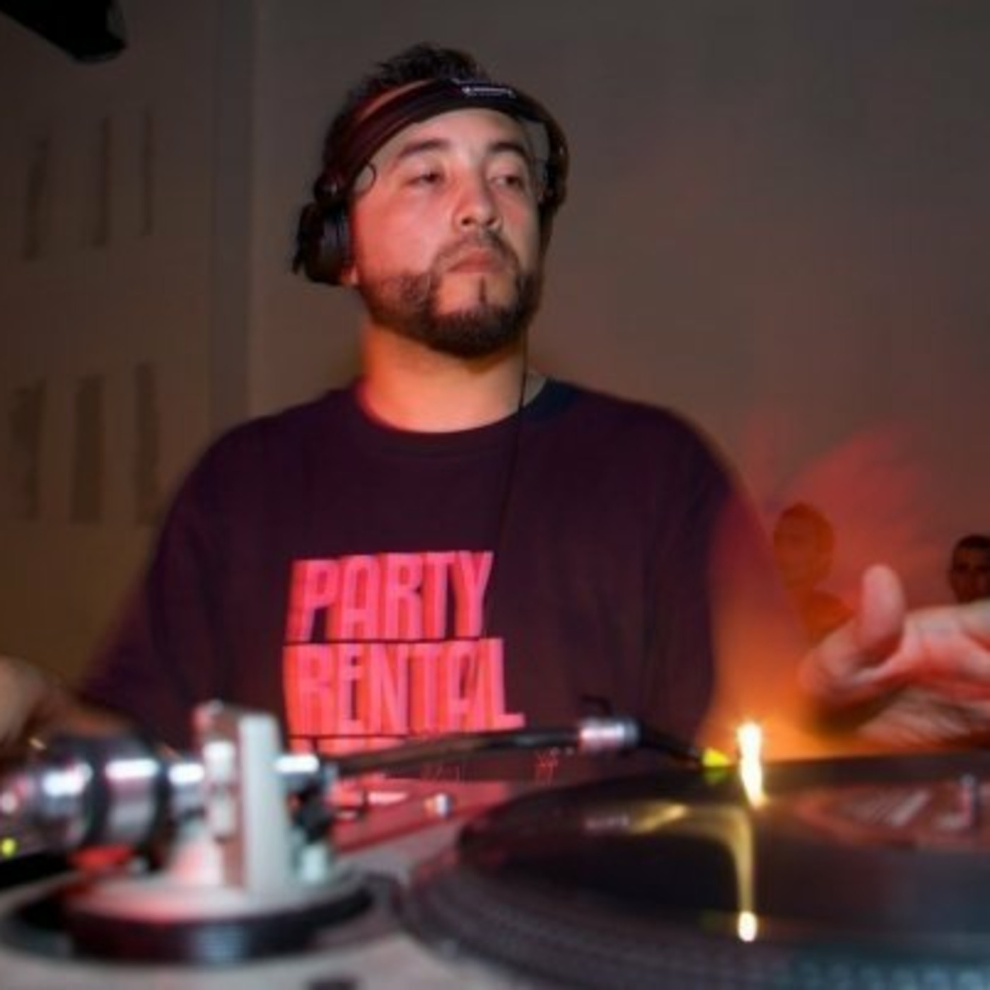 Underground Movement Show - Episode 26 - Giovanni /Trilogy (Archived) episode artwork