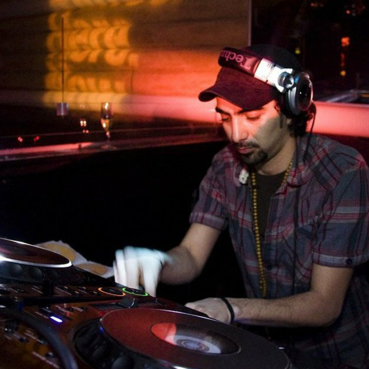 Underground Movement Show - Episode 37 - Shadi (Twice As Proper) episode artwork