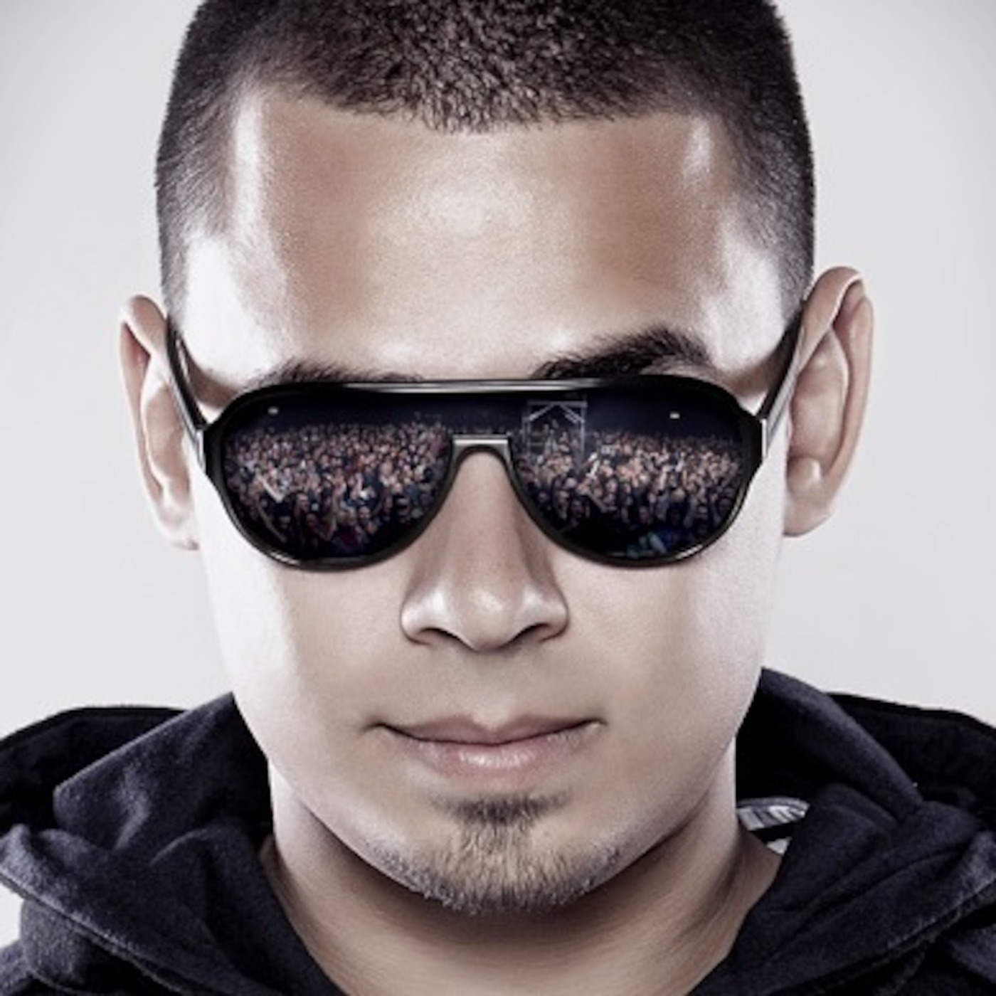 Rocking The Decks With DJ Dundee LA