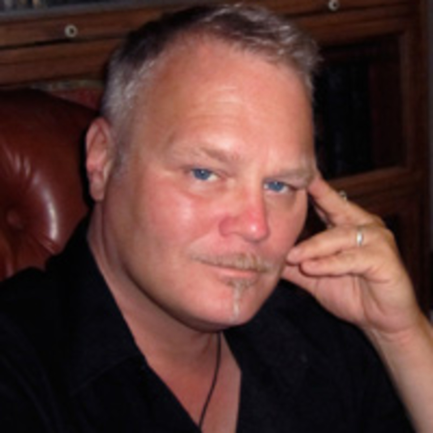Episode 42 - Hot Leads Cold Cases Guest Scotty Roberts, Expert in the Nephilm or "Fallen Angels" episode artwork