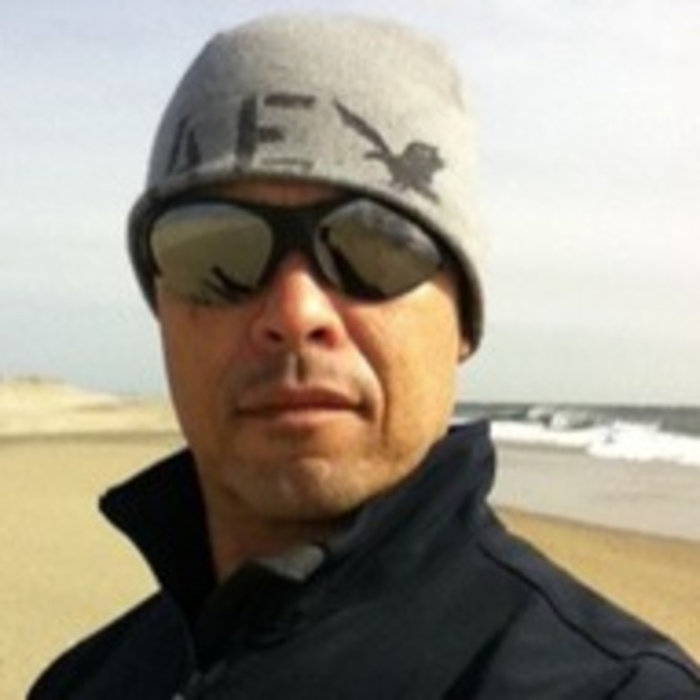 Episode 75 - Hot Leads Cold Cases Guest Antonio Paris, Senior Intelligence Analyst & UFO Investigator episode artwork