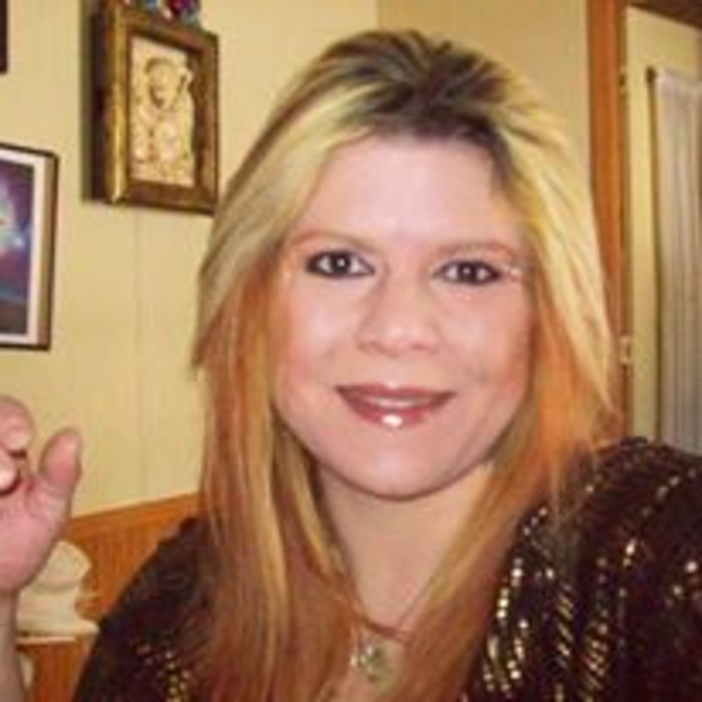 Episode 80 - Hot Leads Cold Cases Guest Audrey "Starborn" Hewins, Founder of Starborn Support episode artwork