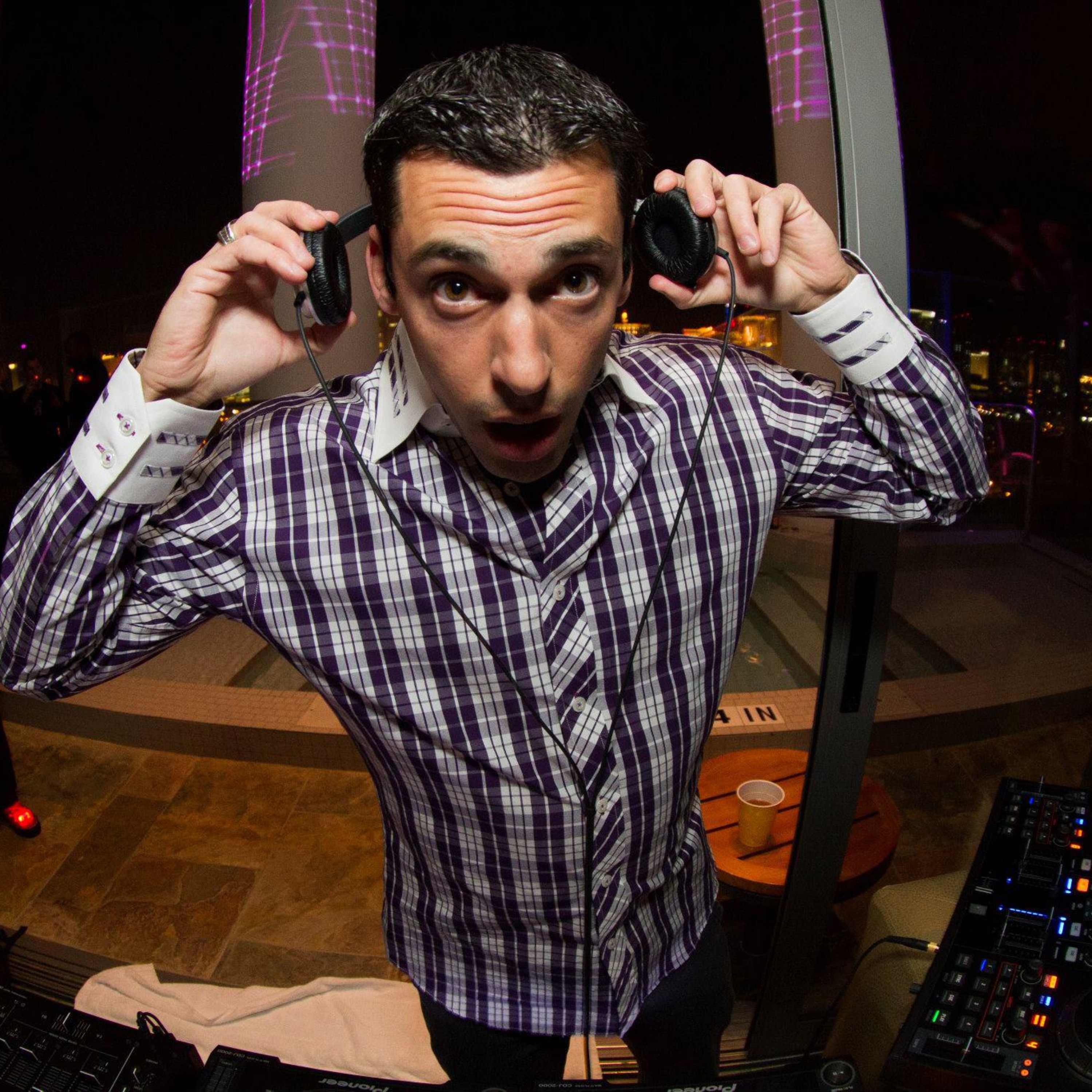 DJ Frat Productions presents Jeremy Lawrence