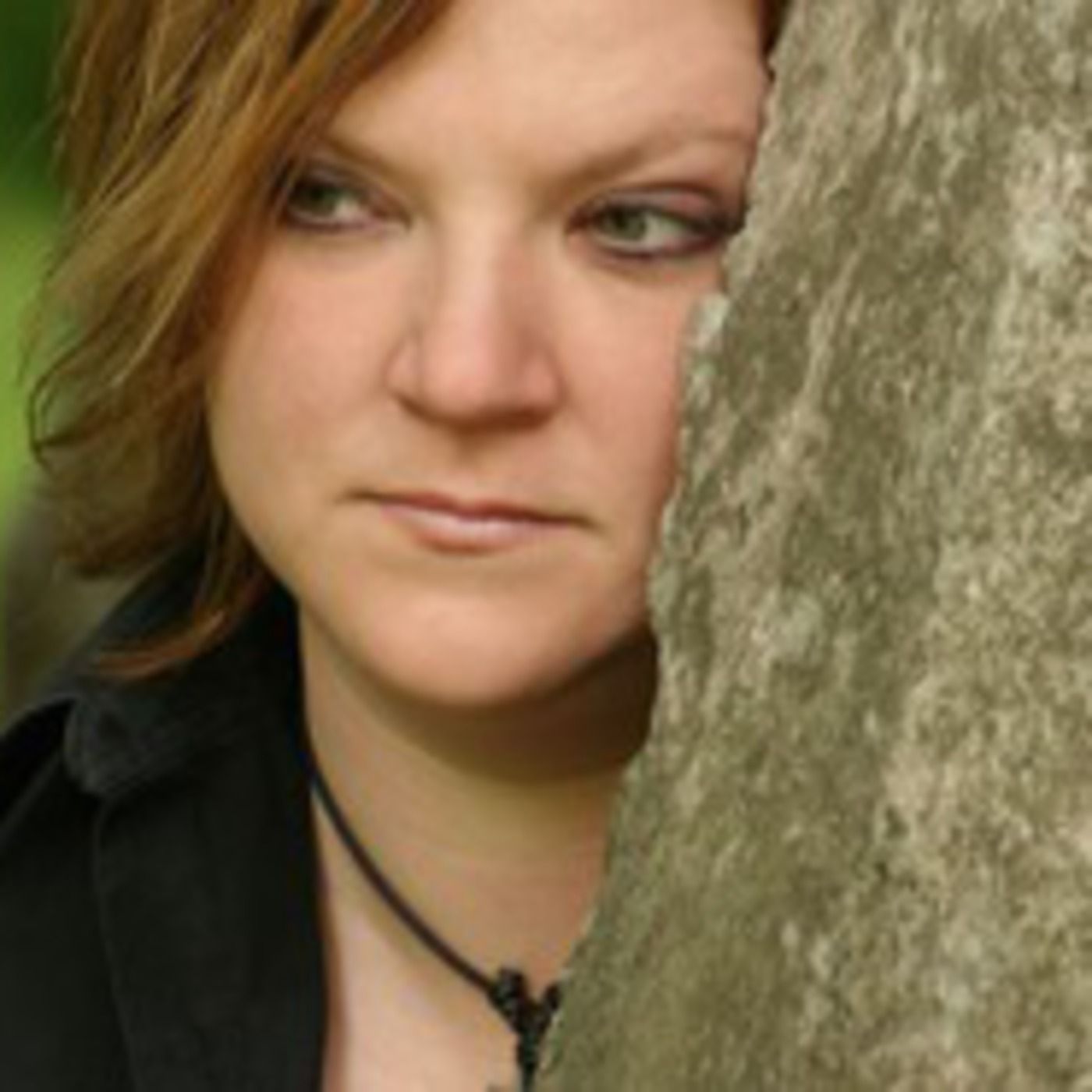 Episode 22: Direct from Nashville TN, Singer/Songwriter Cheley Tackett in the Cafe