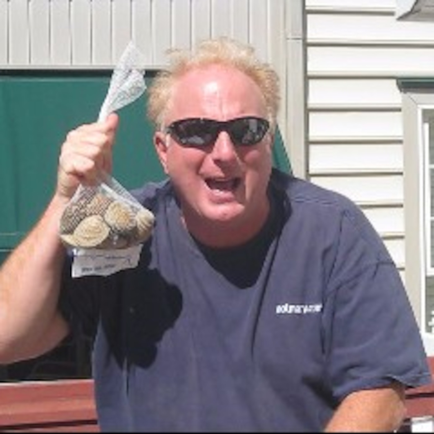 STEAMED CLAMS ON THE GRILL