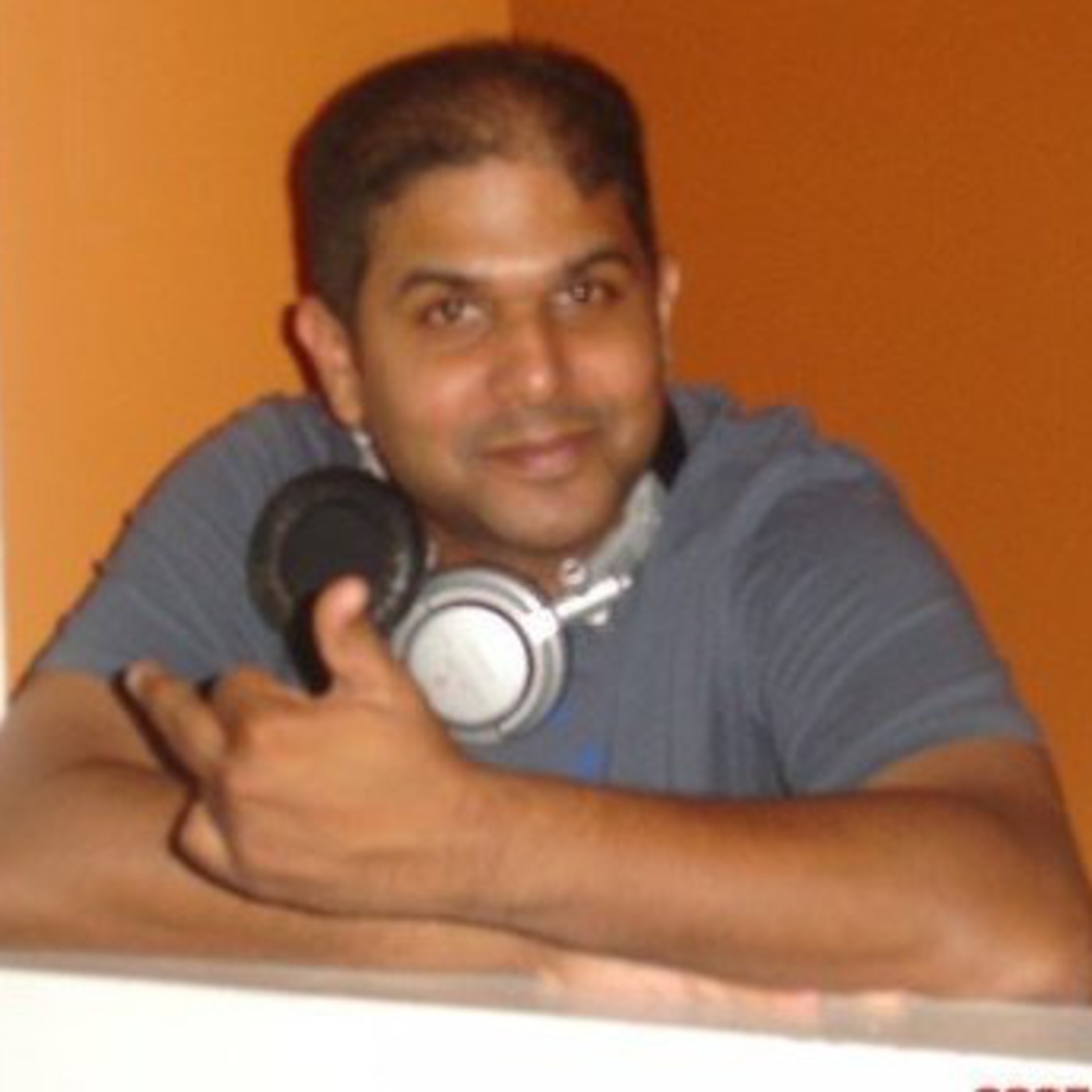 House Call Vol. 1 - DJ Ravi episode artwork