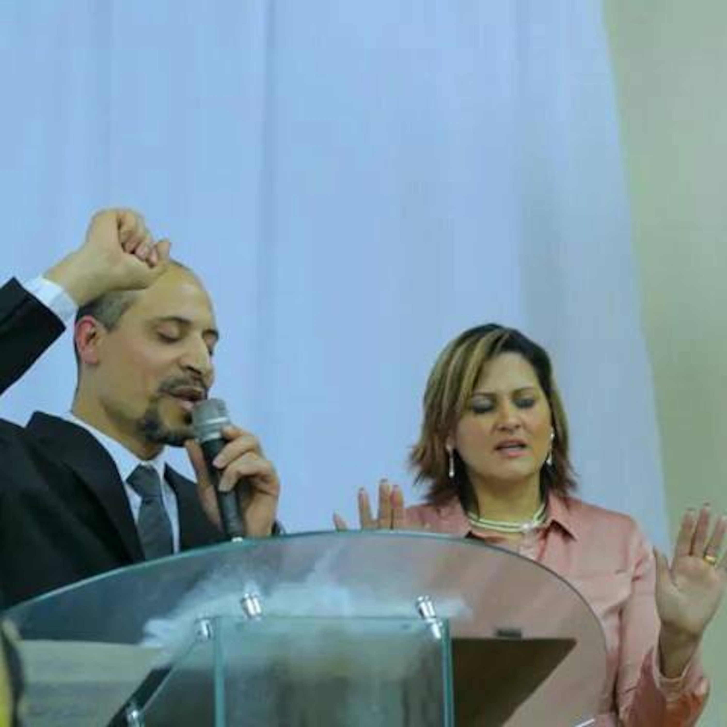 Orando com a Tia Lu