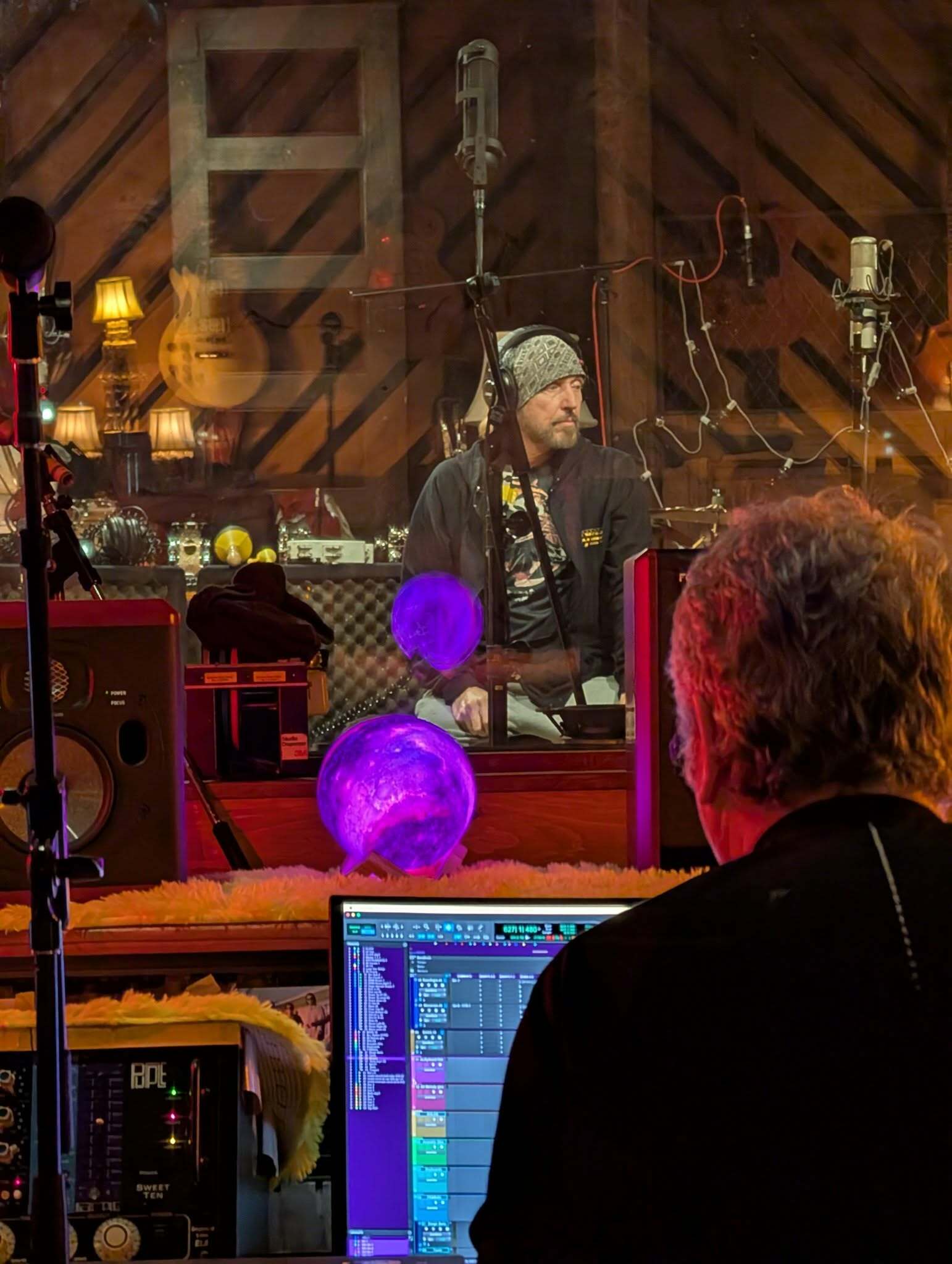 Episode 2: 53:5 - The Official Stryper Podcast - June 2025 - (Set List 1985)