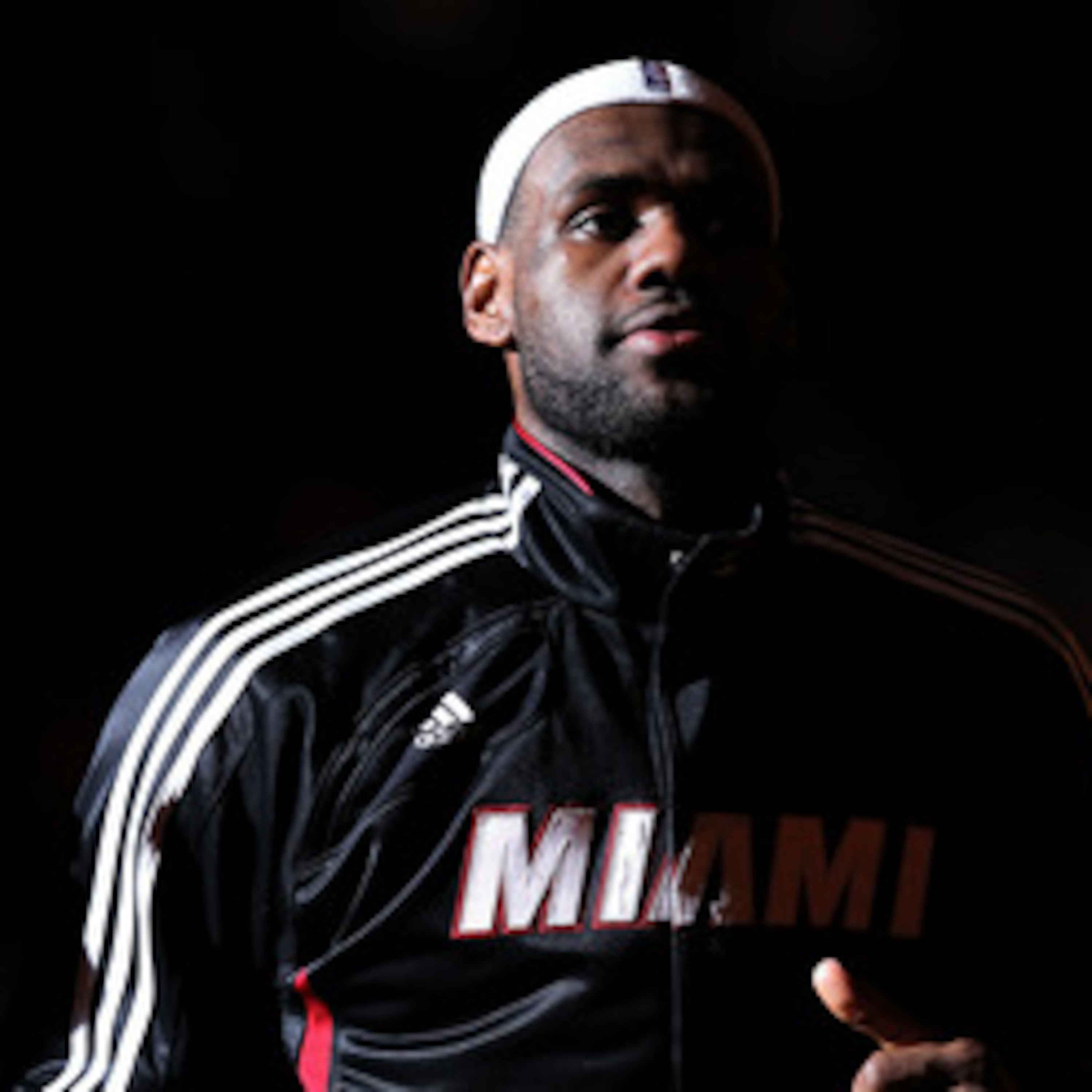 Bottom Line Sports Talk w/ T