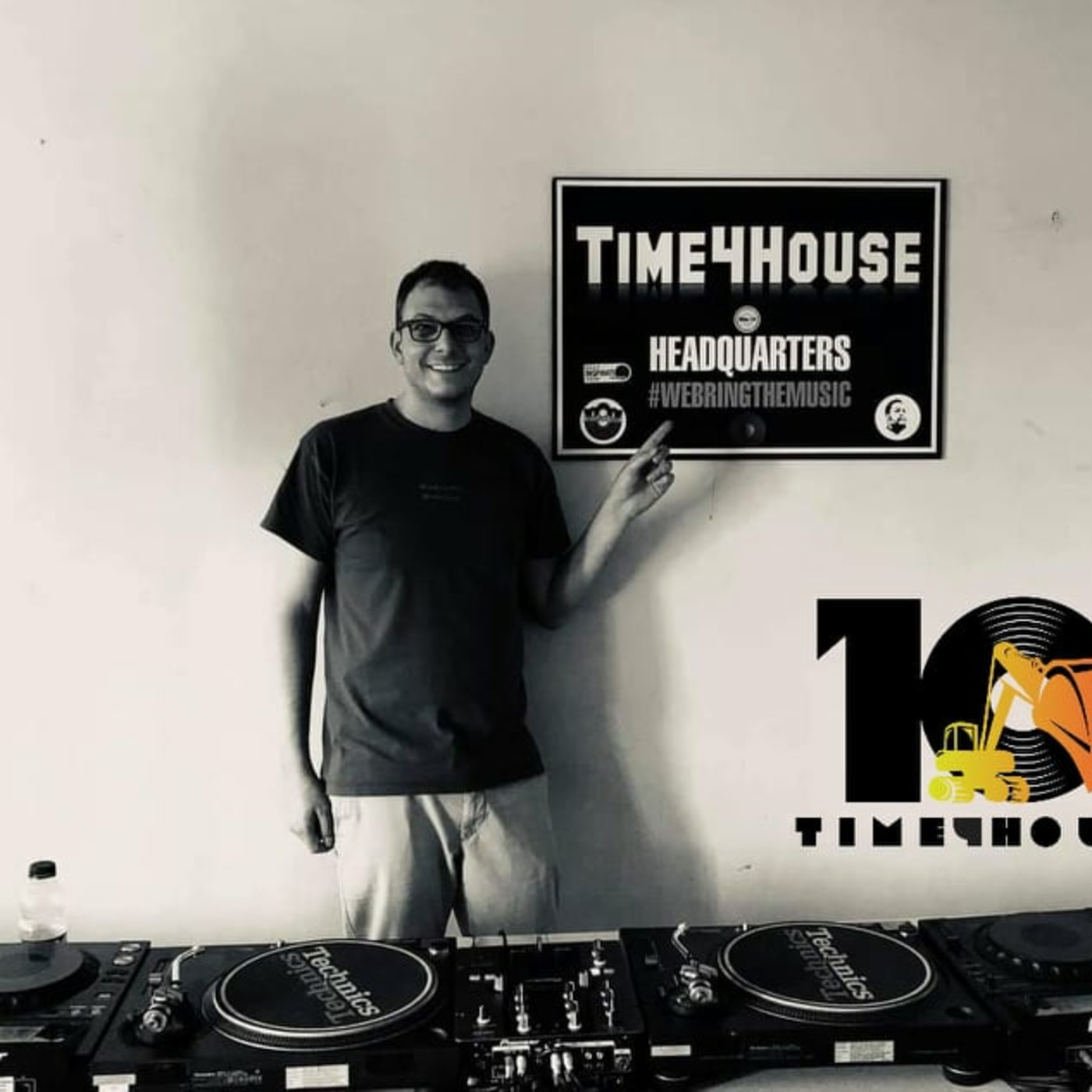 #10YearsOfTime4House mixed by Jazzman