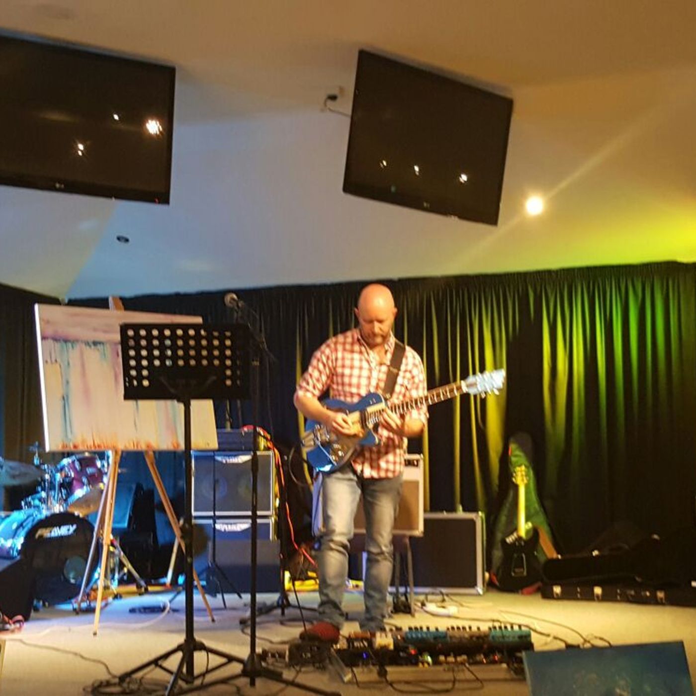 Prophetic Guitar - Releasing the frequencies of David