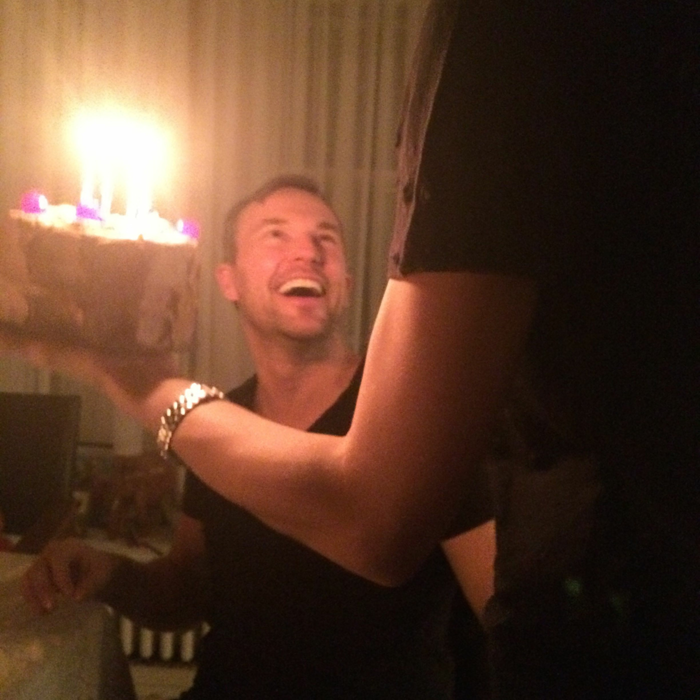 Shaun Benson, Chatting Between Takes