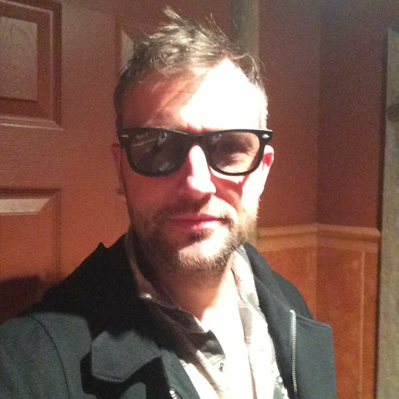 Shaun Benson, Chatting Between Takes