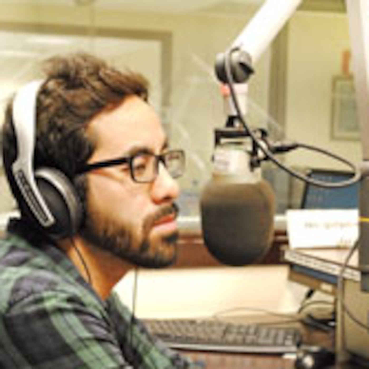 31 Emisión del Programa de Radio Cultural Dime Poesía episode artwork