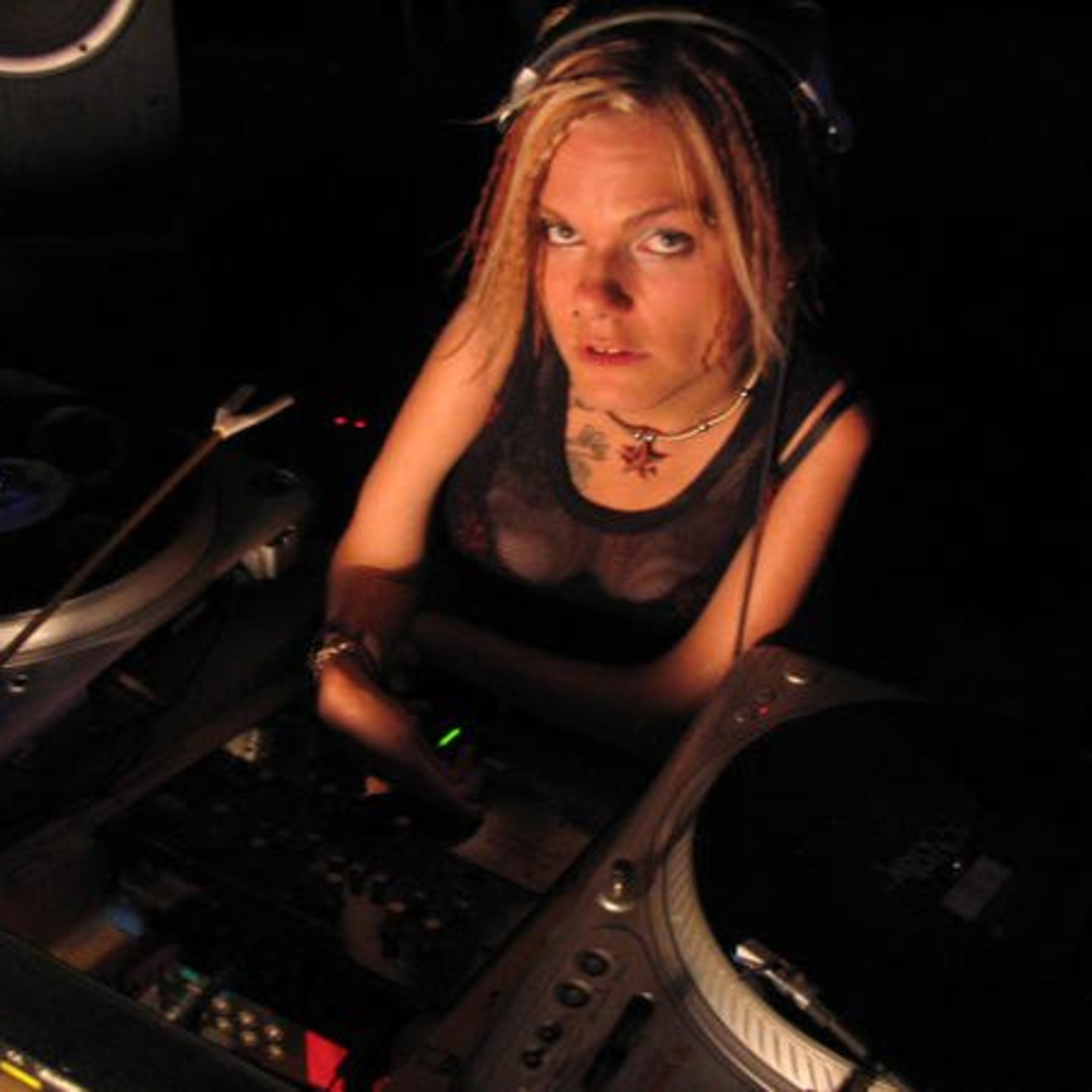 "HASH IT OUT WITH JANE" featuring DJ Rynita 'Short-E' McGuire episode artwork