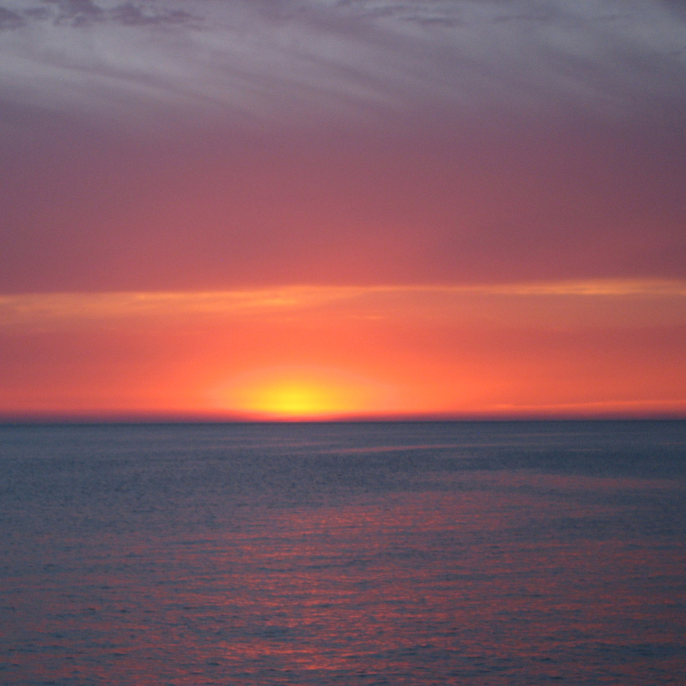 DJDrZen\'s Music Box & Travelogue