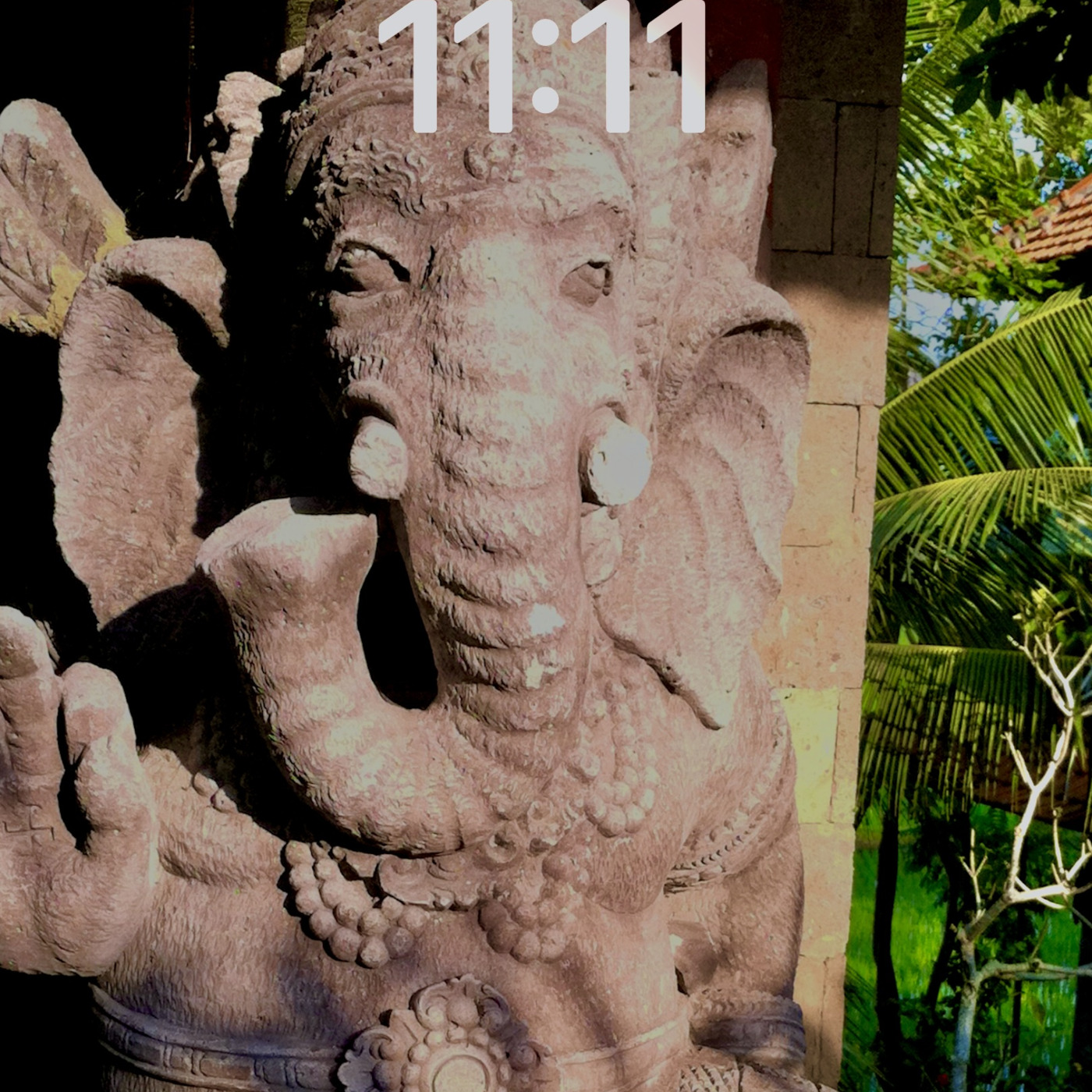 DJDrZen\'s Music Box & Travelogue