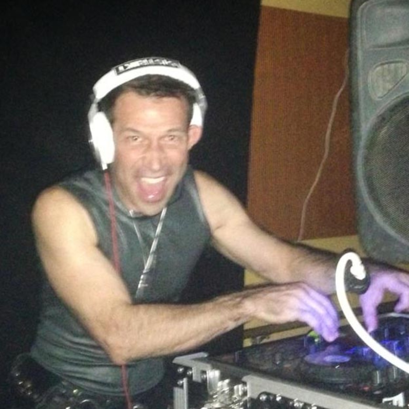 Clarkie at Dusty Rhino Thanksgiving Nov 2012