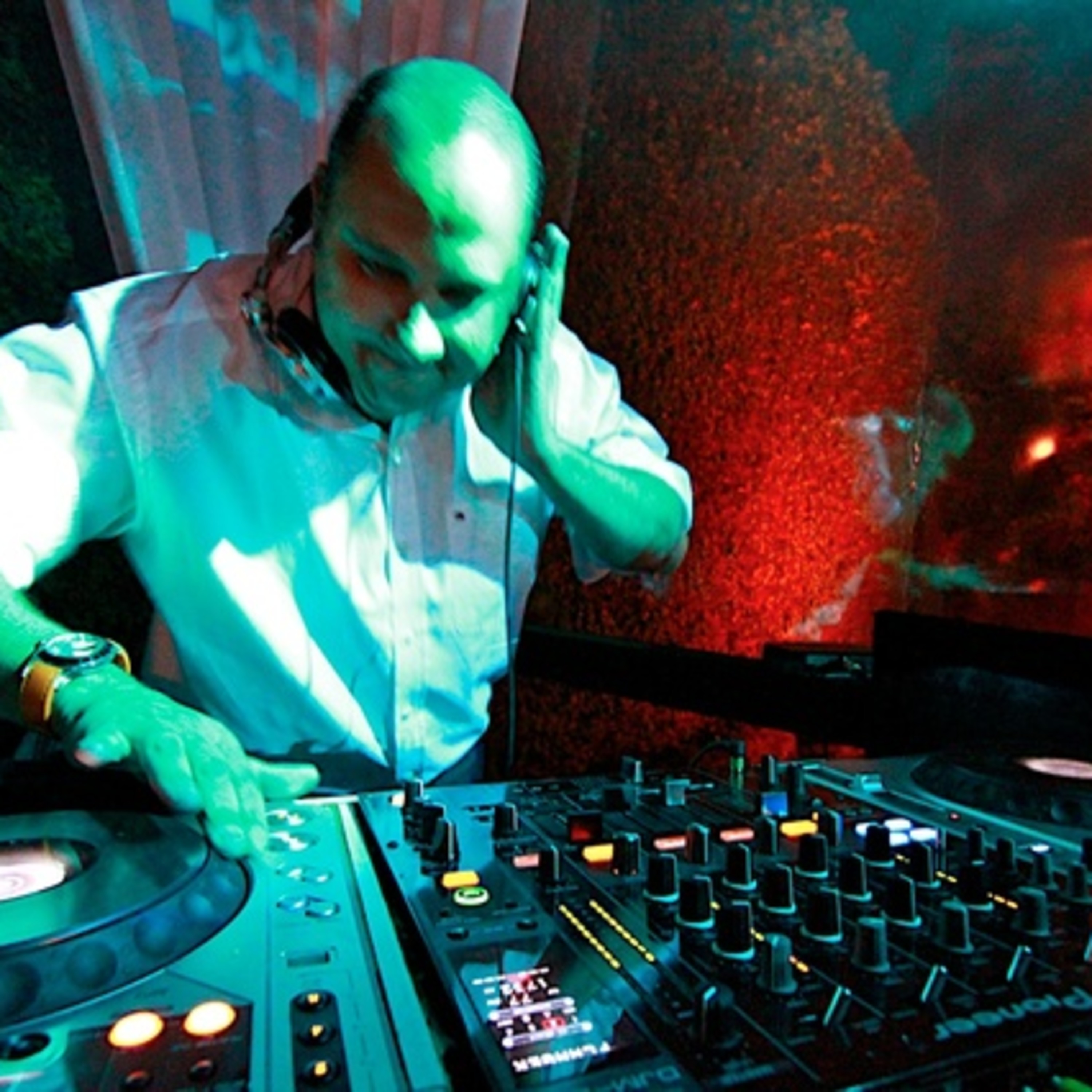 DJ Ze Paulo podcast artwork