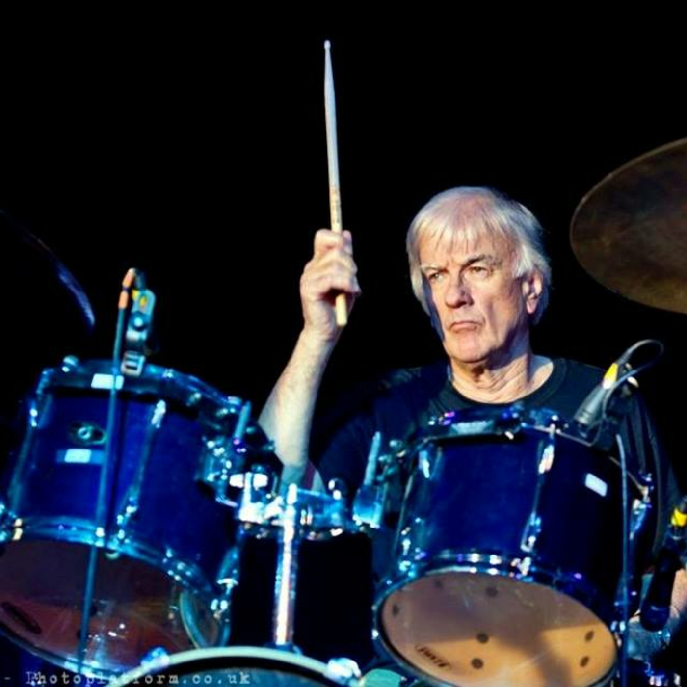 Episode 72: FLUXEDO JUNCTION RADIO - 3/9/24 (Jim McCarty of The Yardbirds/Renaissance)