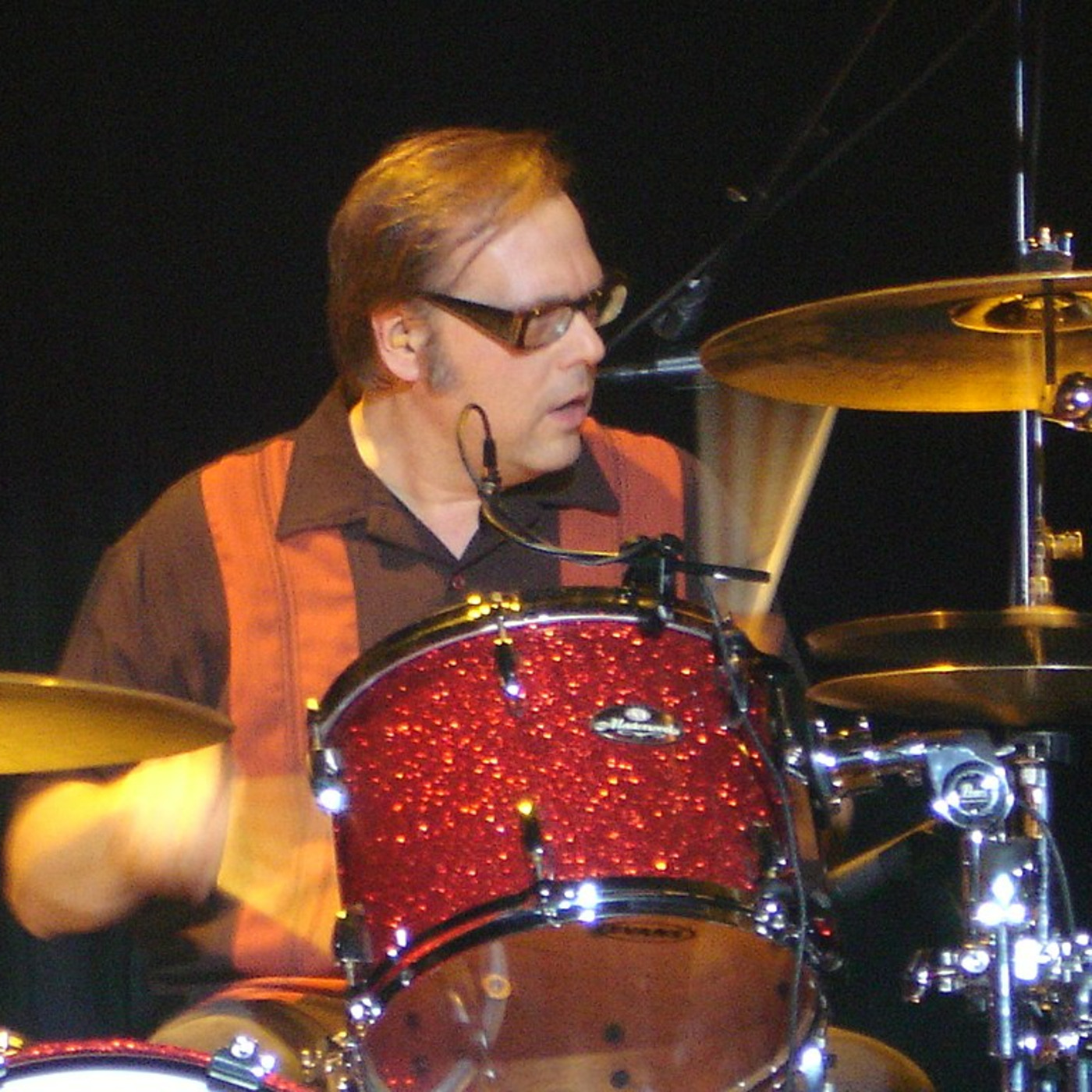 Episode 81: Fluxedo Junction Radio - 5/18/24 (Dennis Diken of The Smithereens)