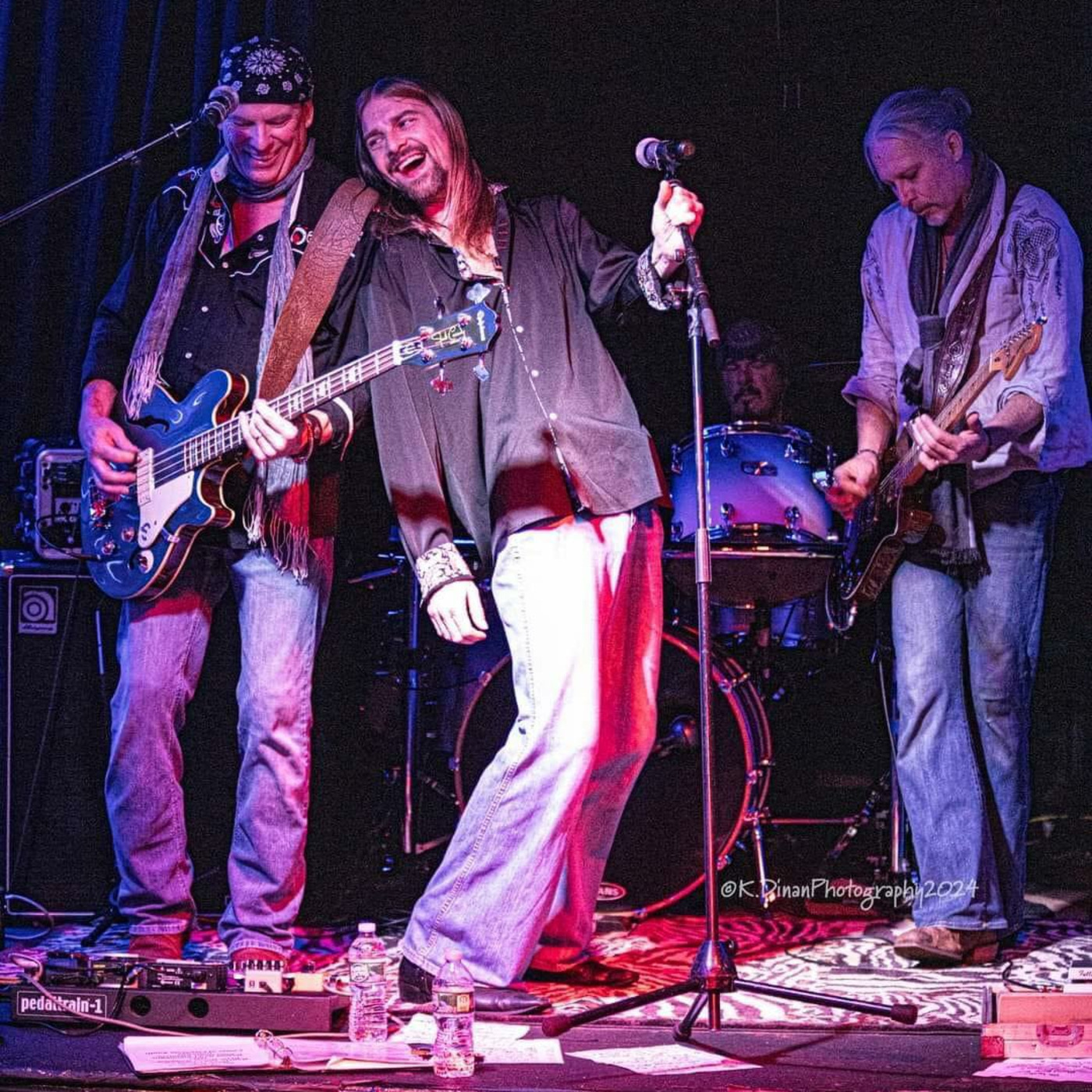 Episode 97: Fluxedo Junction Radio - 11/9/24 (Featherstone/Premium Heart)