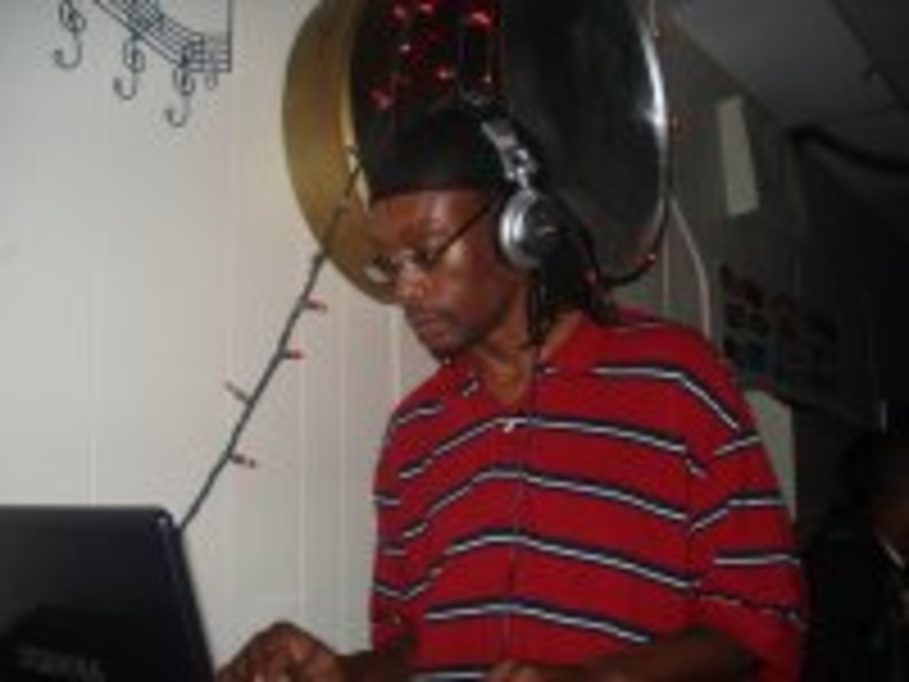 DJ James Bond (Jugglin\' Awdaz)
