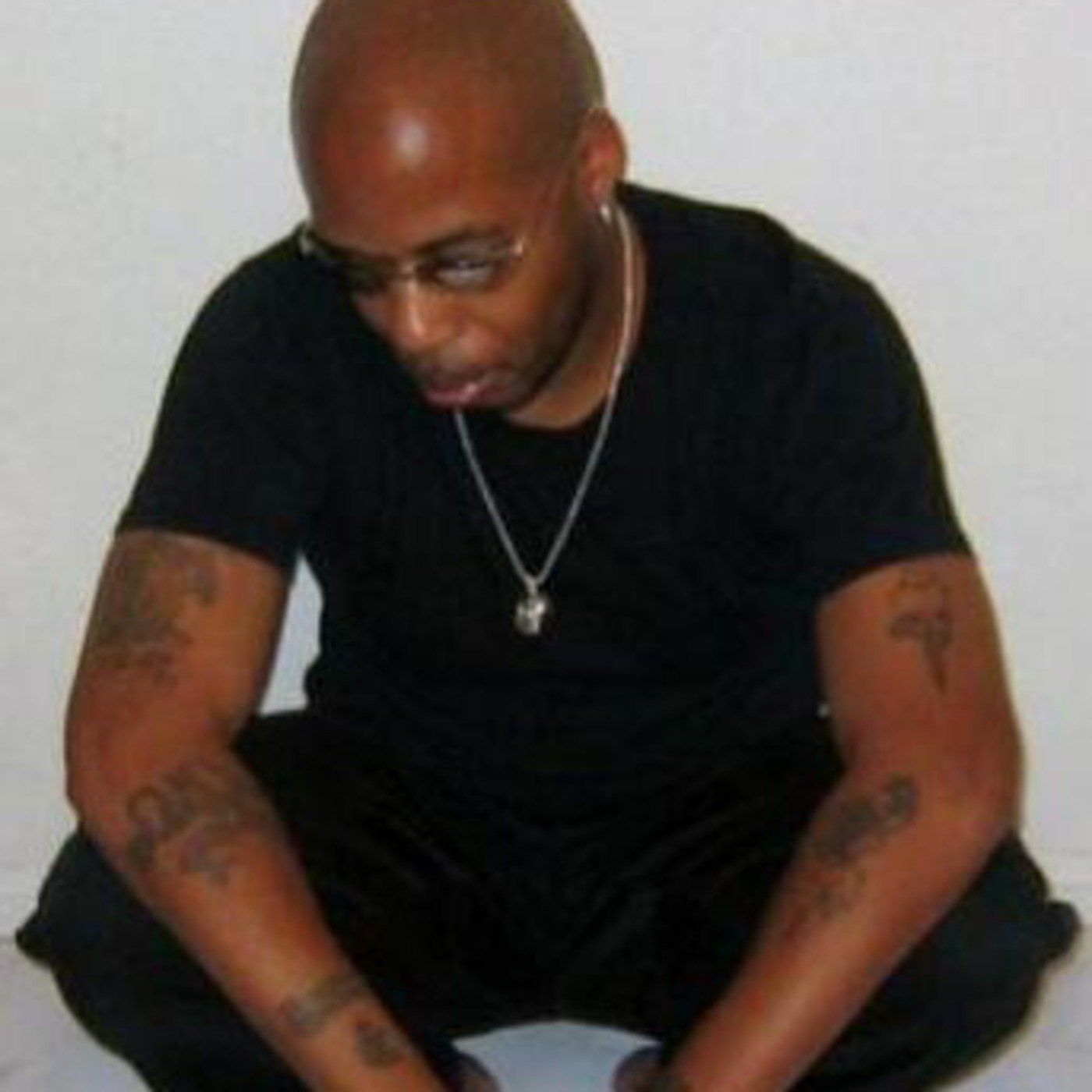 DJ Sadat Valentine aka da War1ock Presents UMR Breakbeat Radio