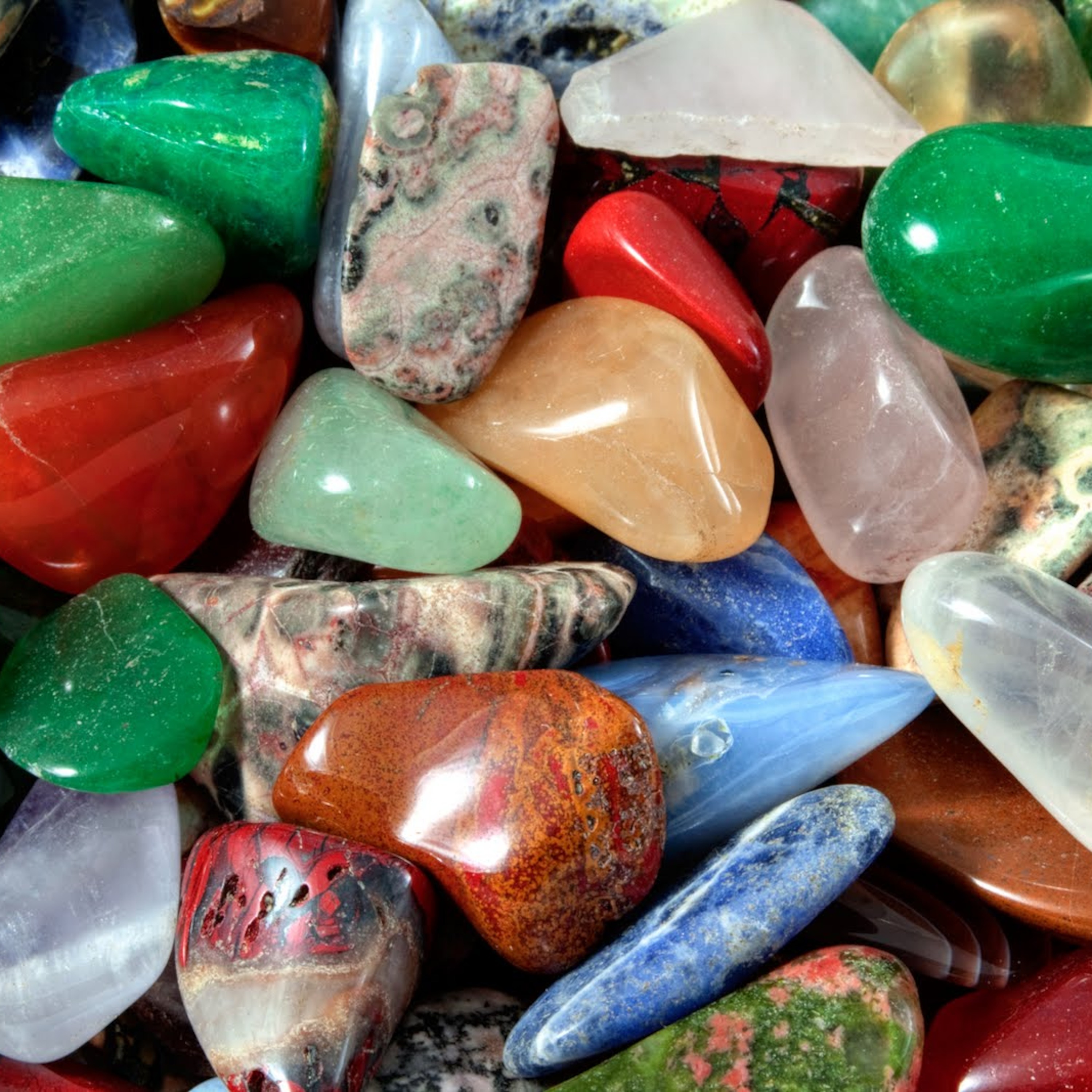 Crystal Healing Therapies: Using Gemstone to Increase Psychic Intuition on Golden Psychic Radio episode artwork