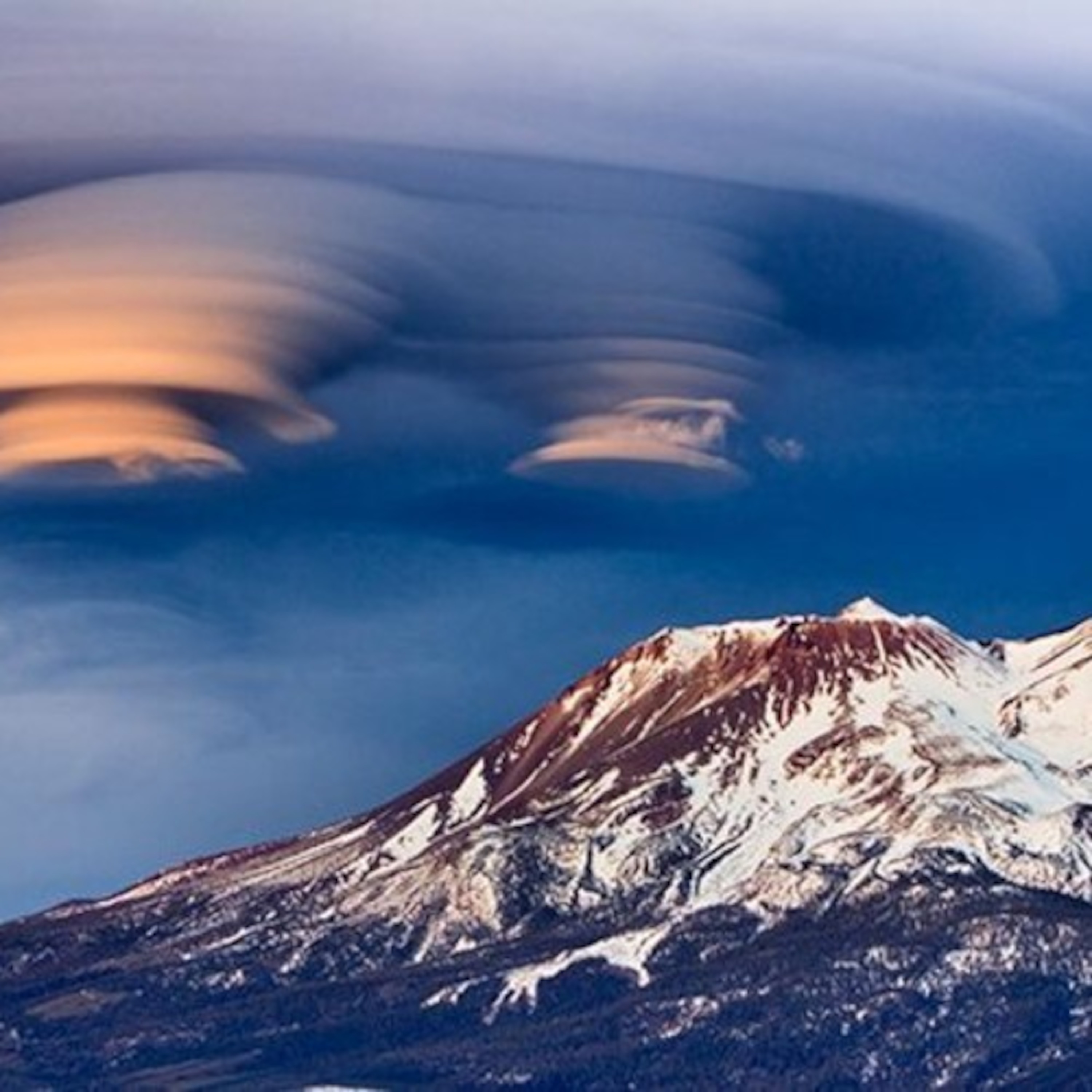 MEET THE LEMURIANS OF MT. SHASTA WITH JEANETTE HIETER ON GOLDEN ROSE PSYCHIC RADIO episode artwork