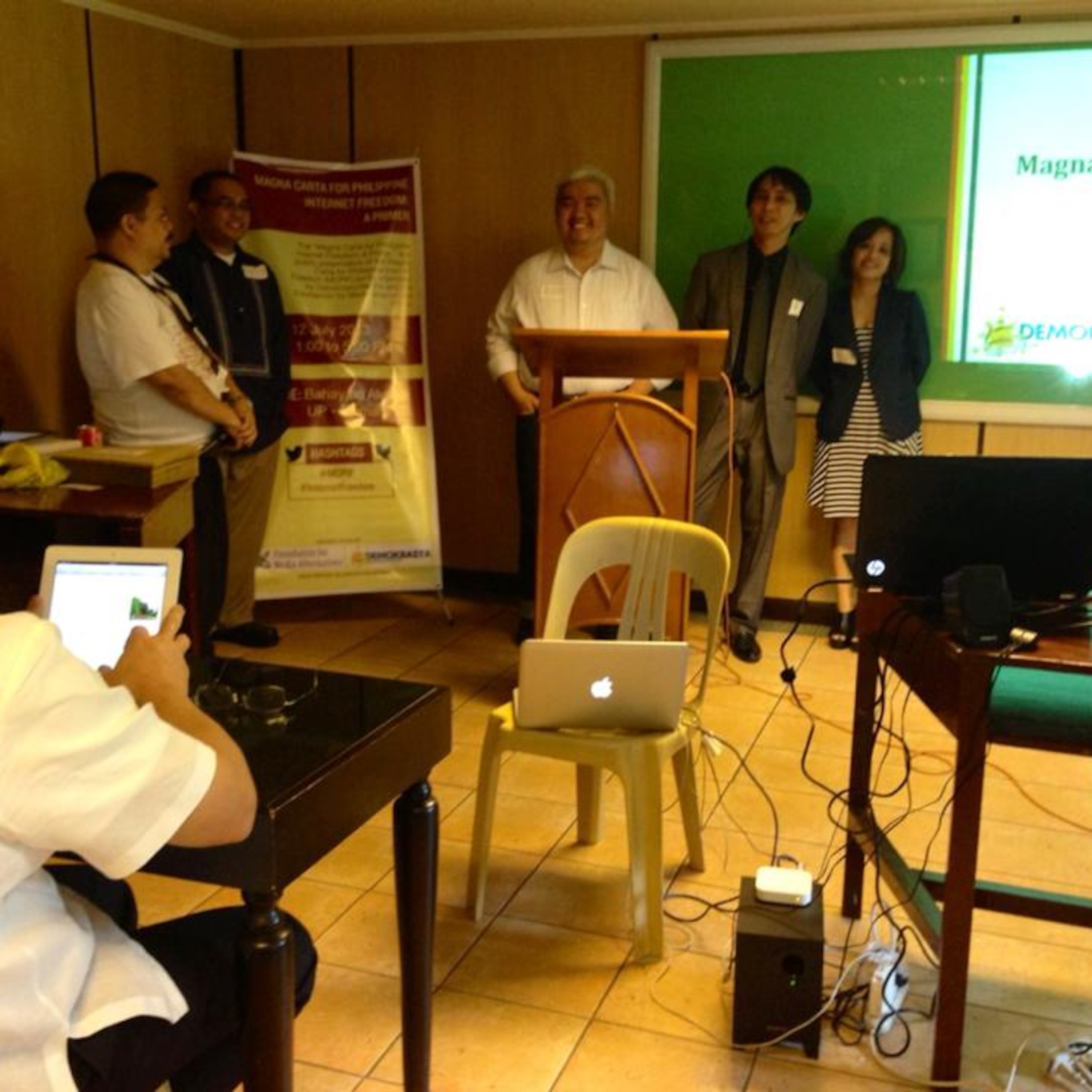 momblogger\'s podcast