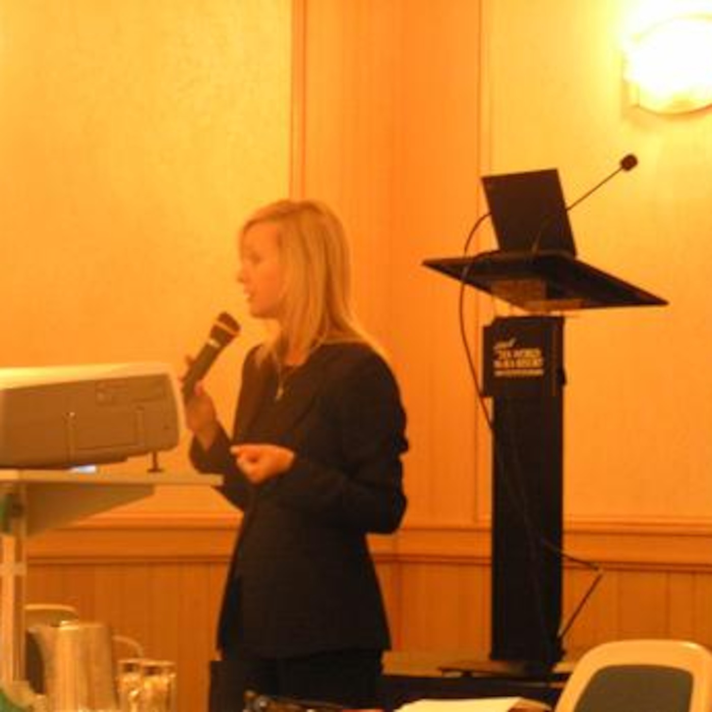 Managing Change with Sari Mustonen-Kirk