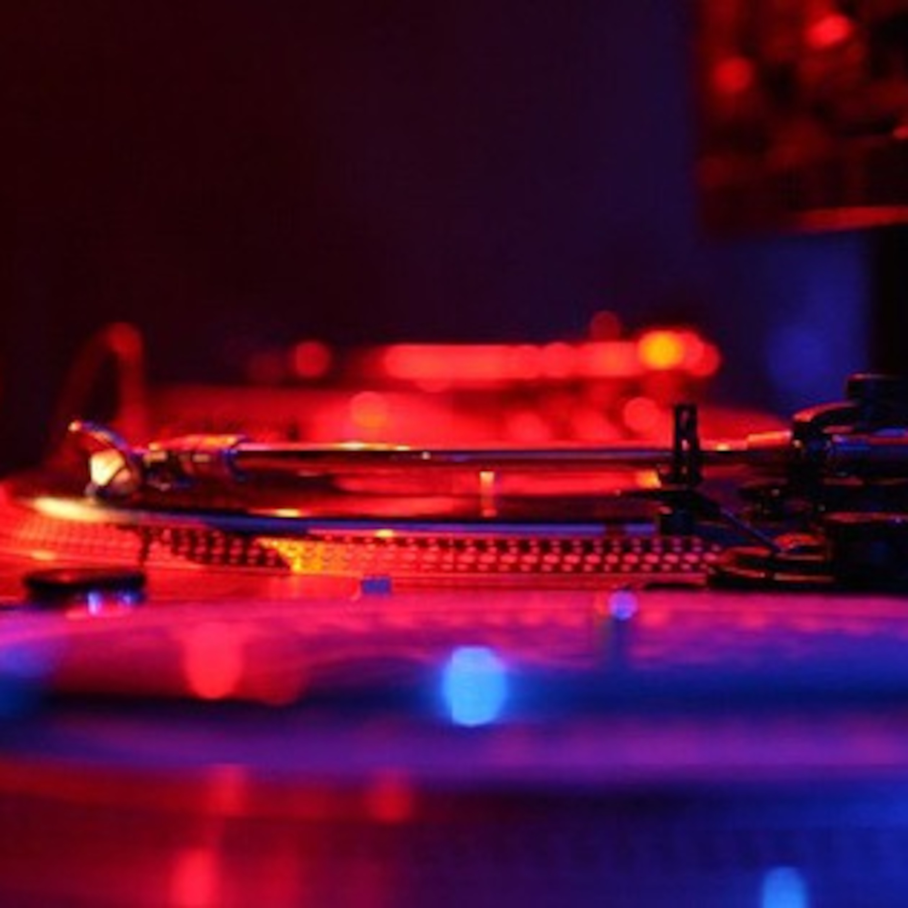 Iax Mixes EDM to keep you dancing.