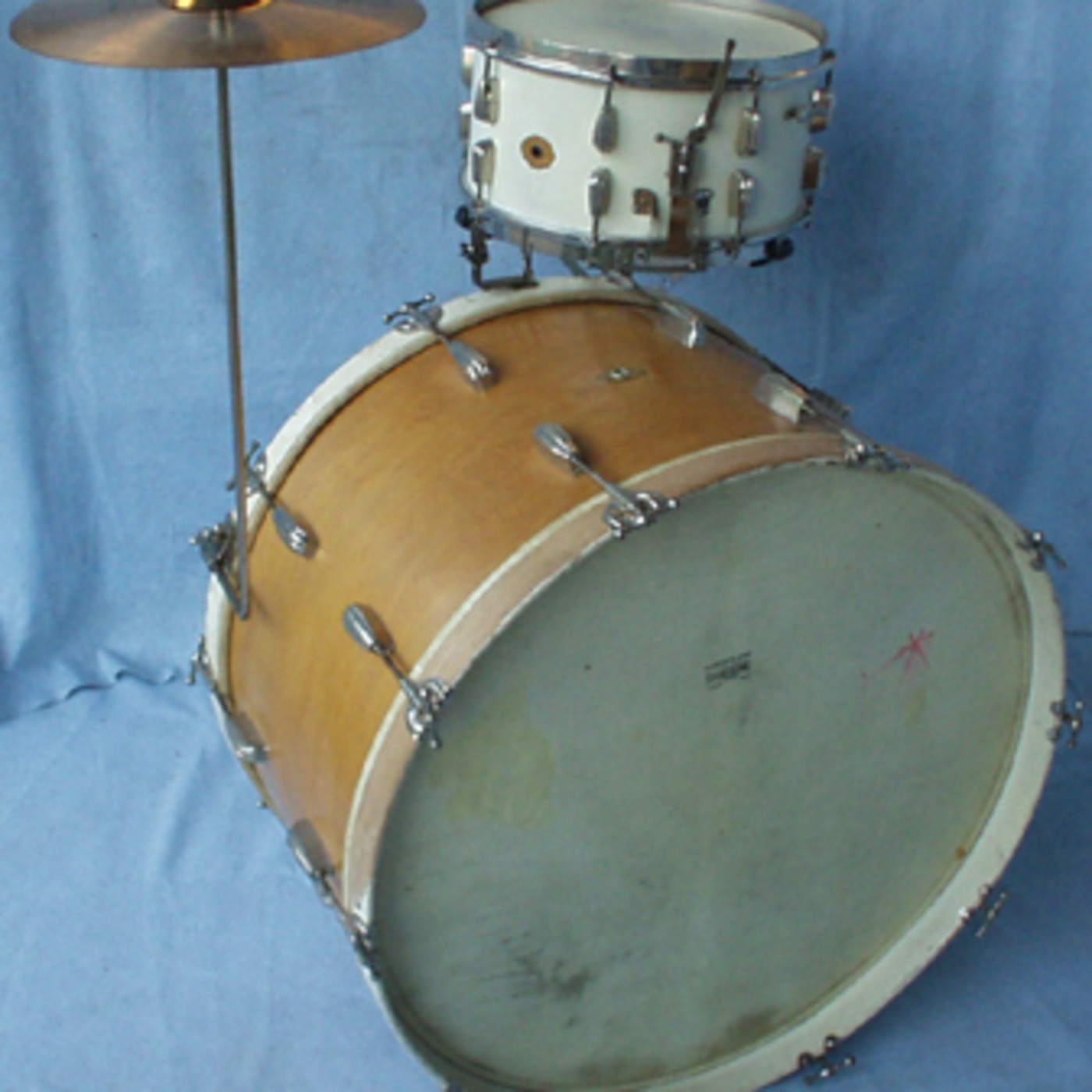 Jacksonville HS Percussion ensemble- Snare and bass drum