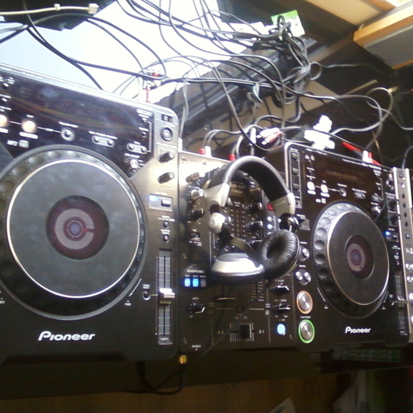Move it To The Mutfakta + Technologic