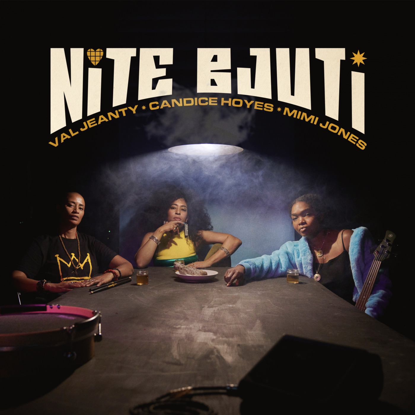 Aja\'s & Claire Simone\'s Ketch A Vibe Show !
