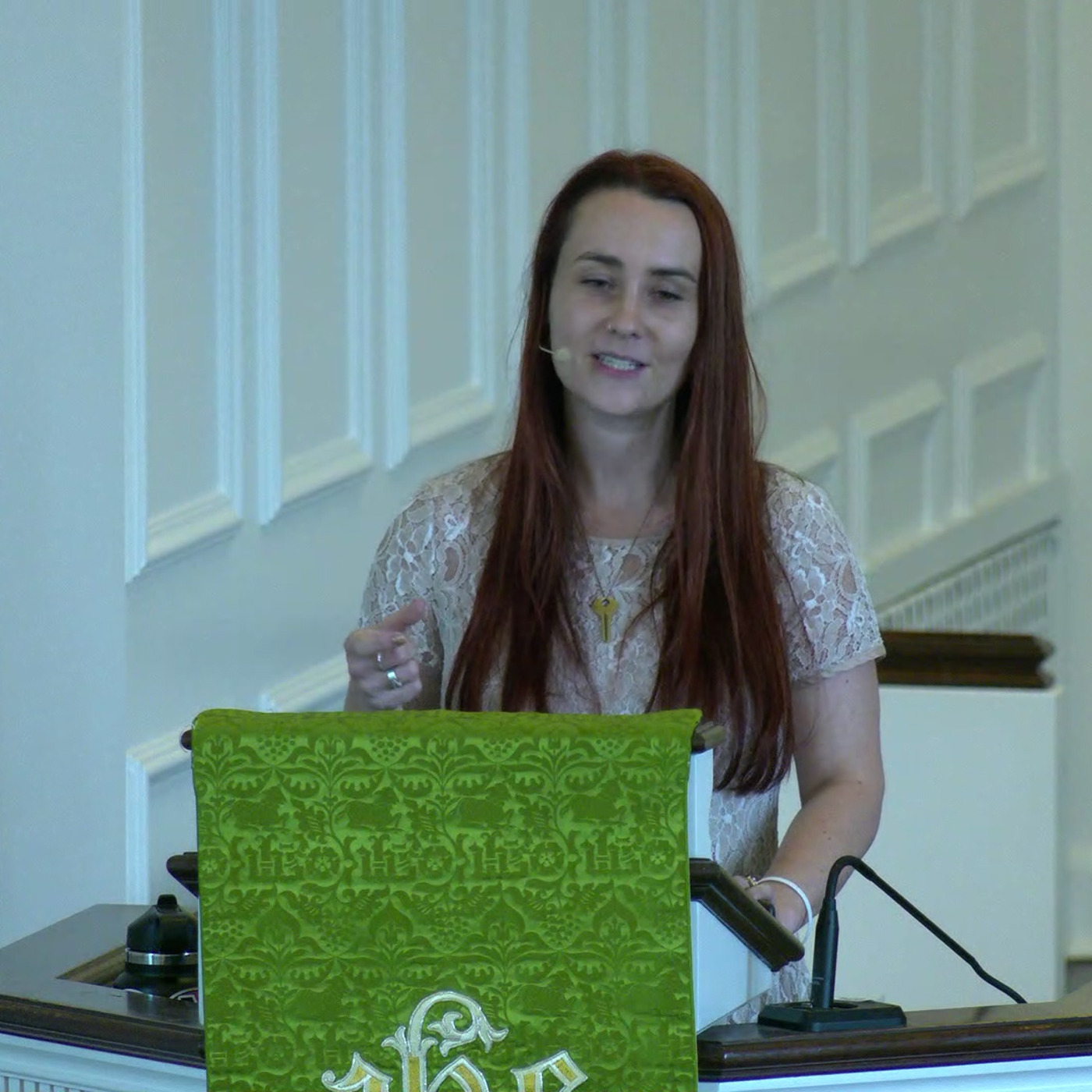 Episode 286: “Complete, Cruciform Community” - Heather Gordon, Seminary Intern