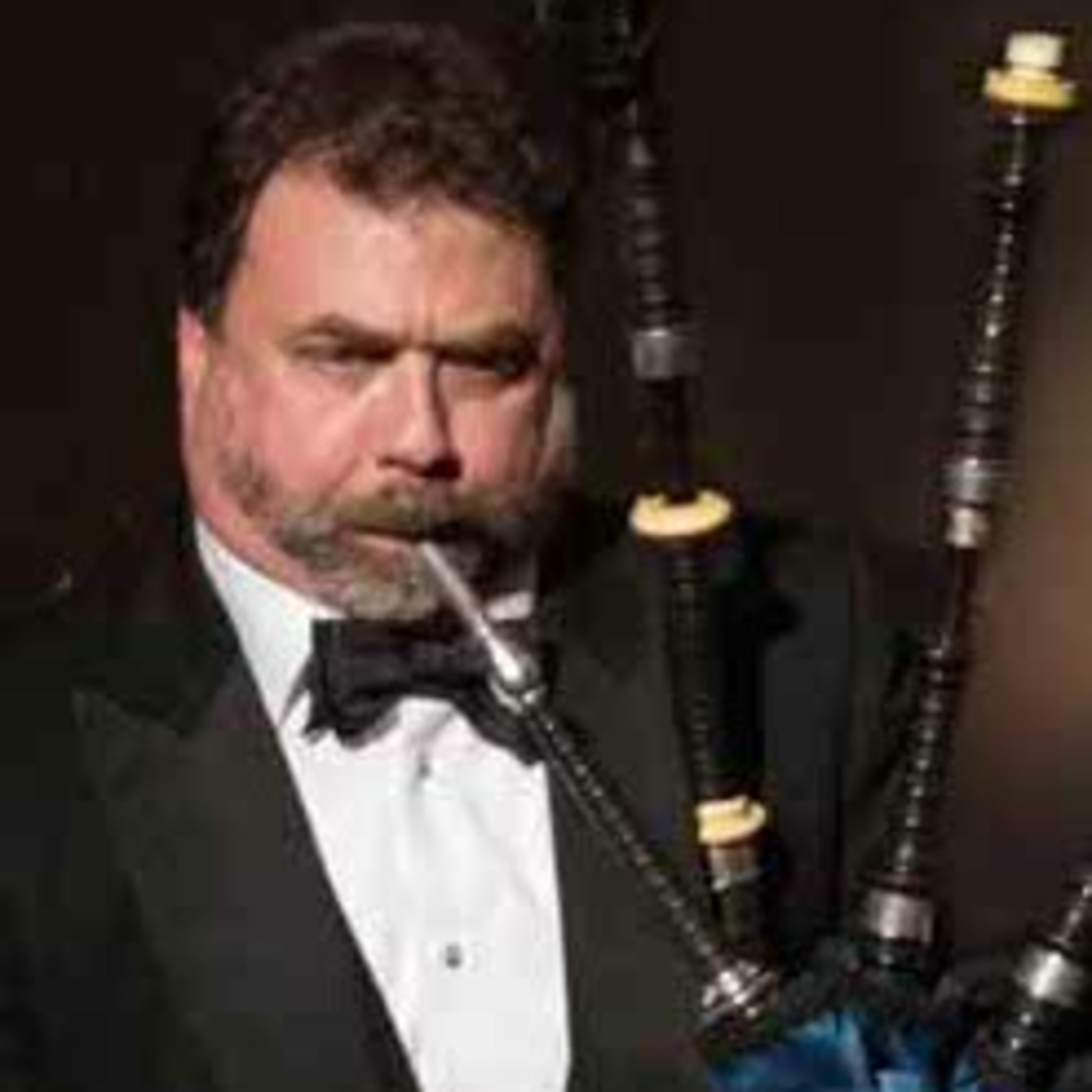 Bagpiper Tyrone Heade